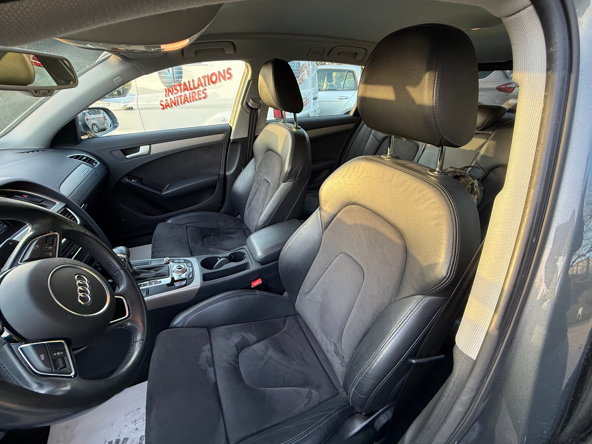 AUDI A4 Avant 2.0 TDI quattro S-tronic _ S-Line-image-9