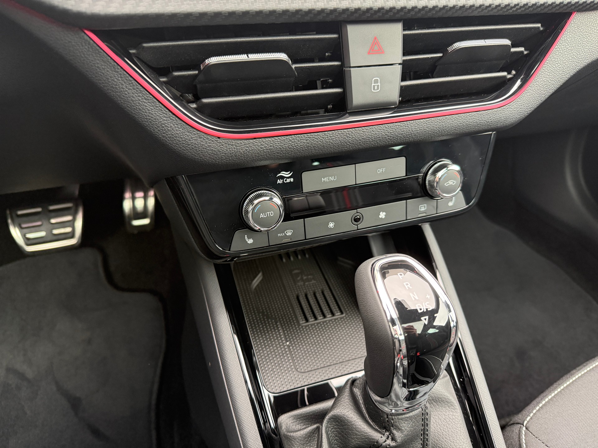 SKODA Scala 1.0 TSI Monte Carlo DSG-image-14