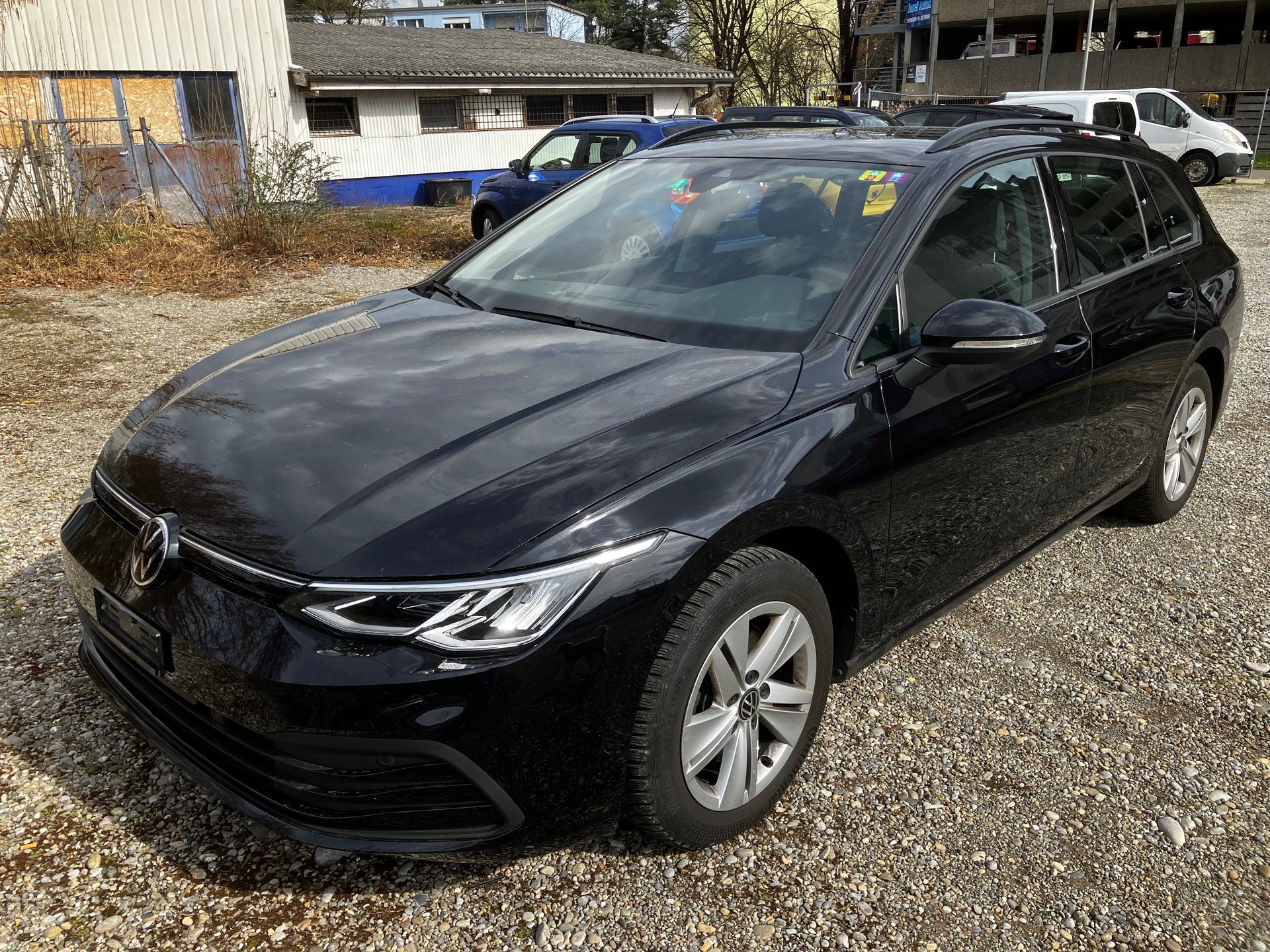 VW Golf Variant 2.0 TDI Life DSG-image-0