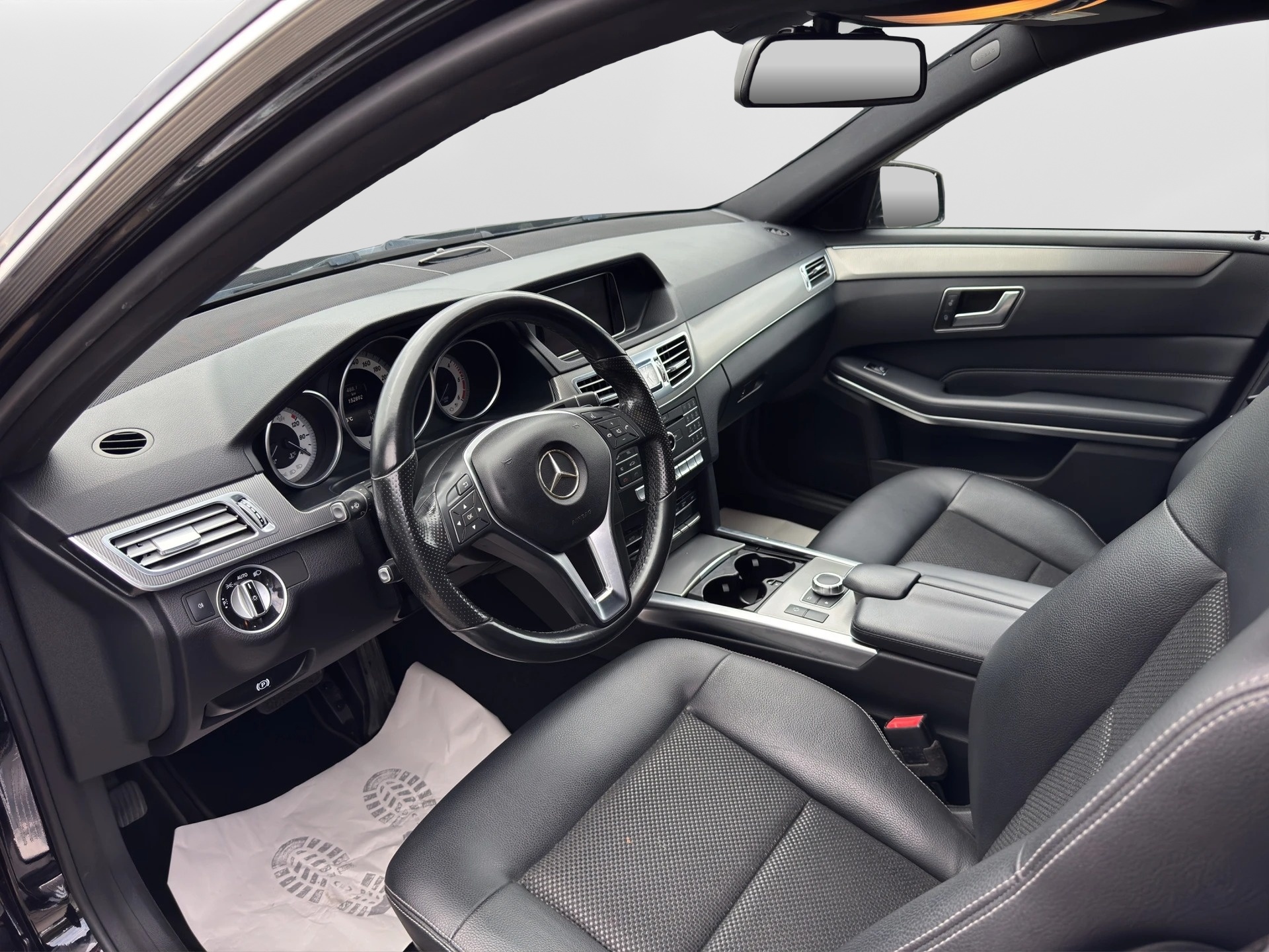MERCEDES-BENZ E 250 BlueTEC Avantgarde 9G-Tronic-image-7