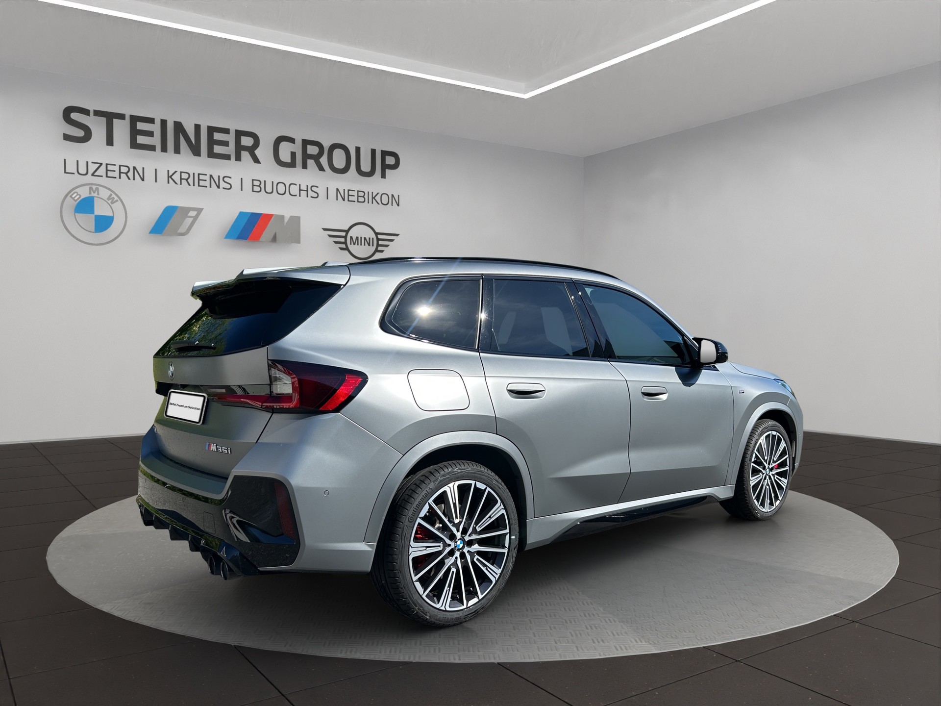 BMW X1 xDrive M35i-image-4