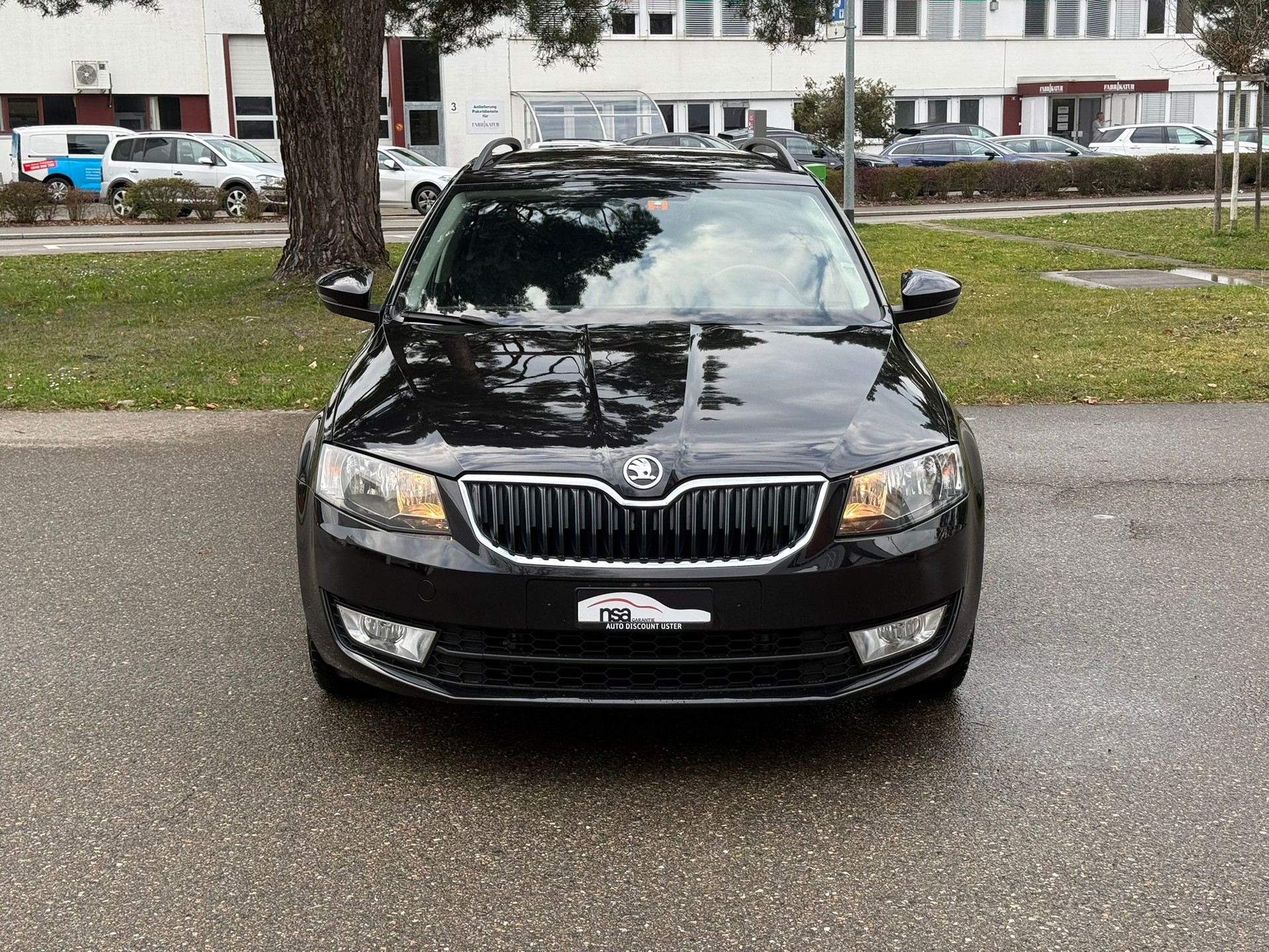 SKODA Octavia Combi 2.0 TDI Elegance 4x4-image-0