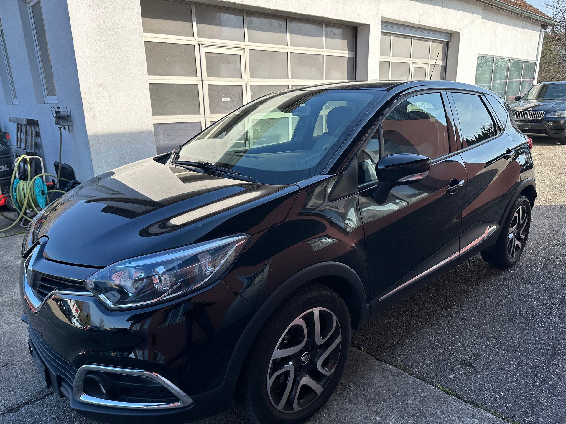 RENAULT Captur 1.5 dCi Privilège EDC-image-3