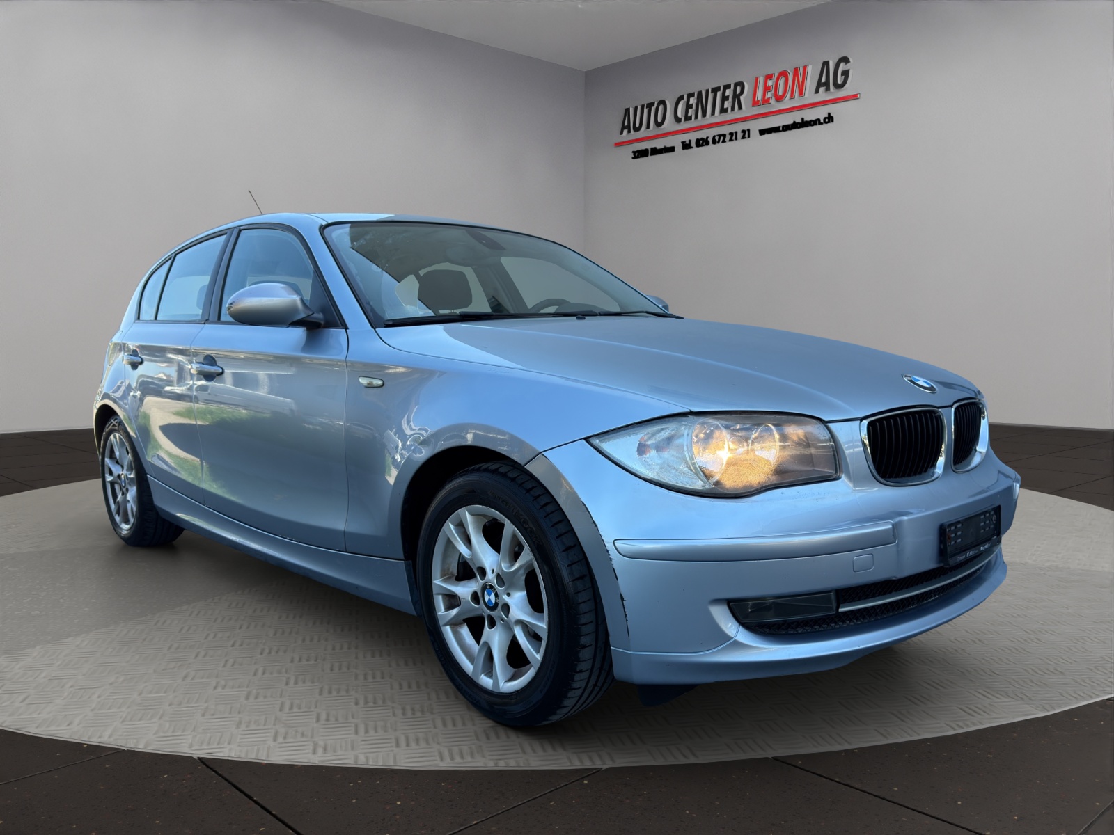BMW 116i-image-7