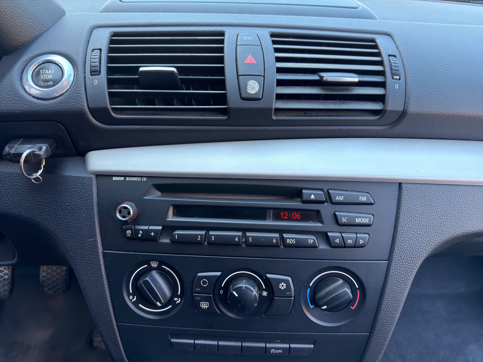 BMW 116i-image-14