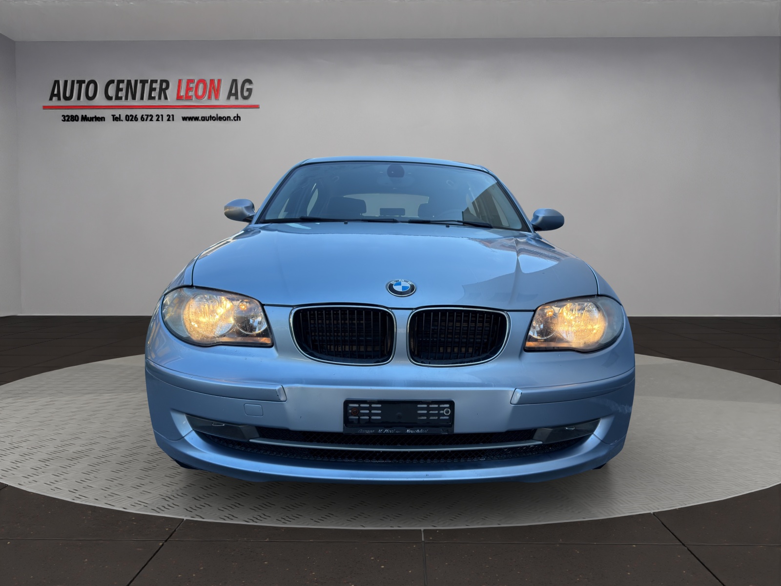 BMW 116i-image-0