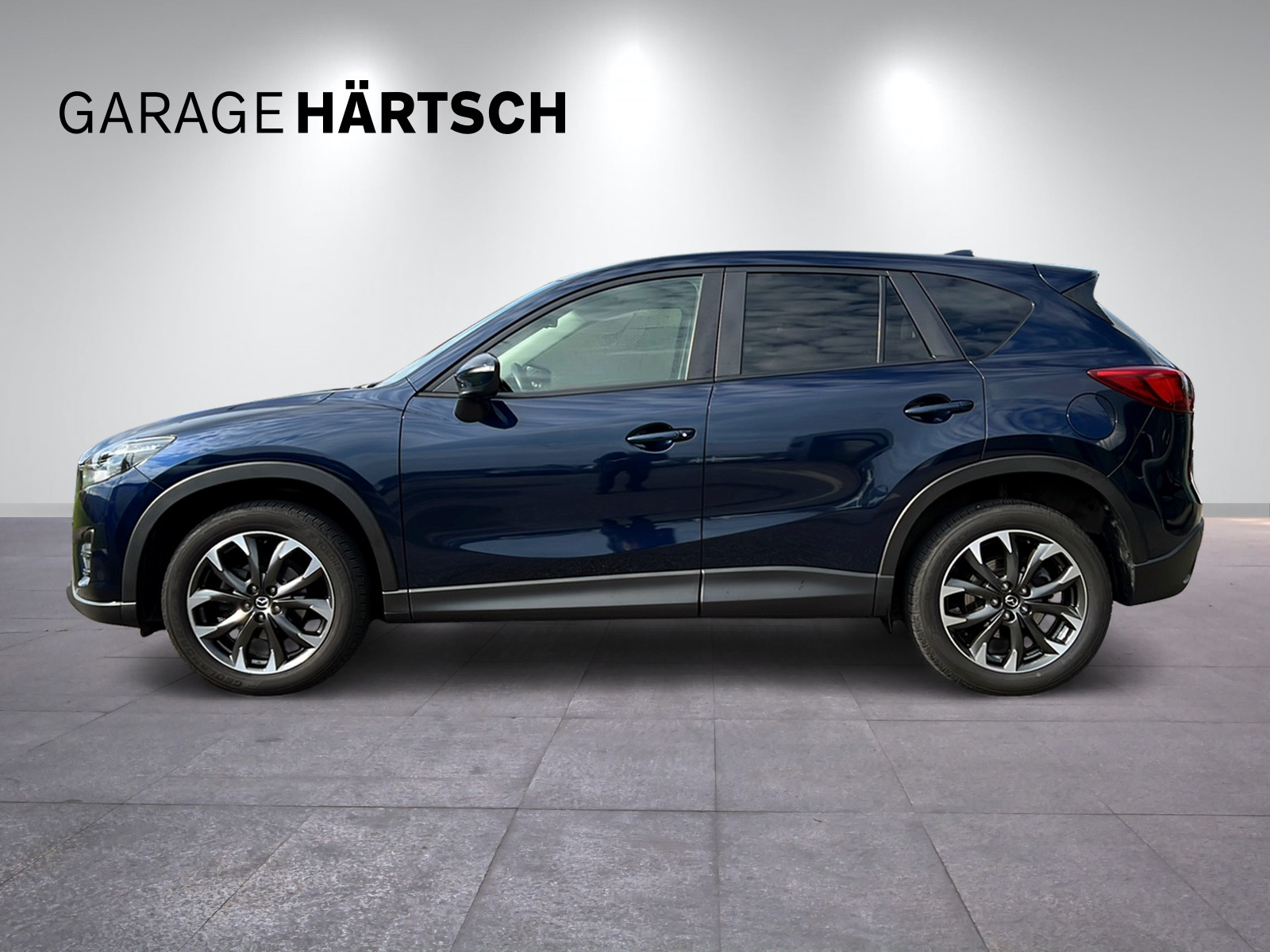 MAZDA CX-5 2.2 D HP Revolution AWD-showroom-element-1