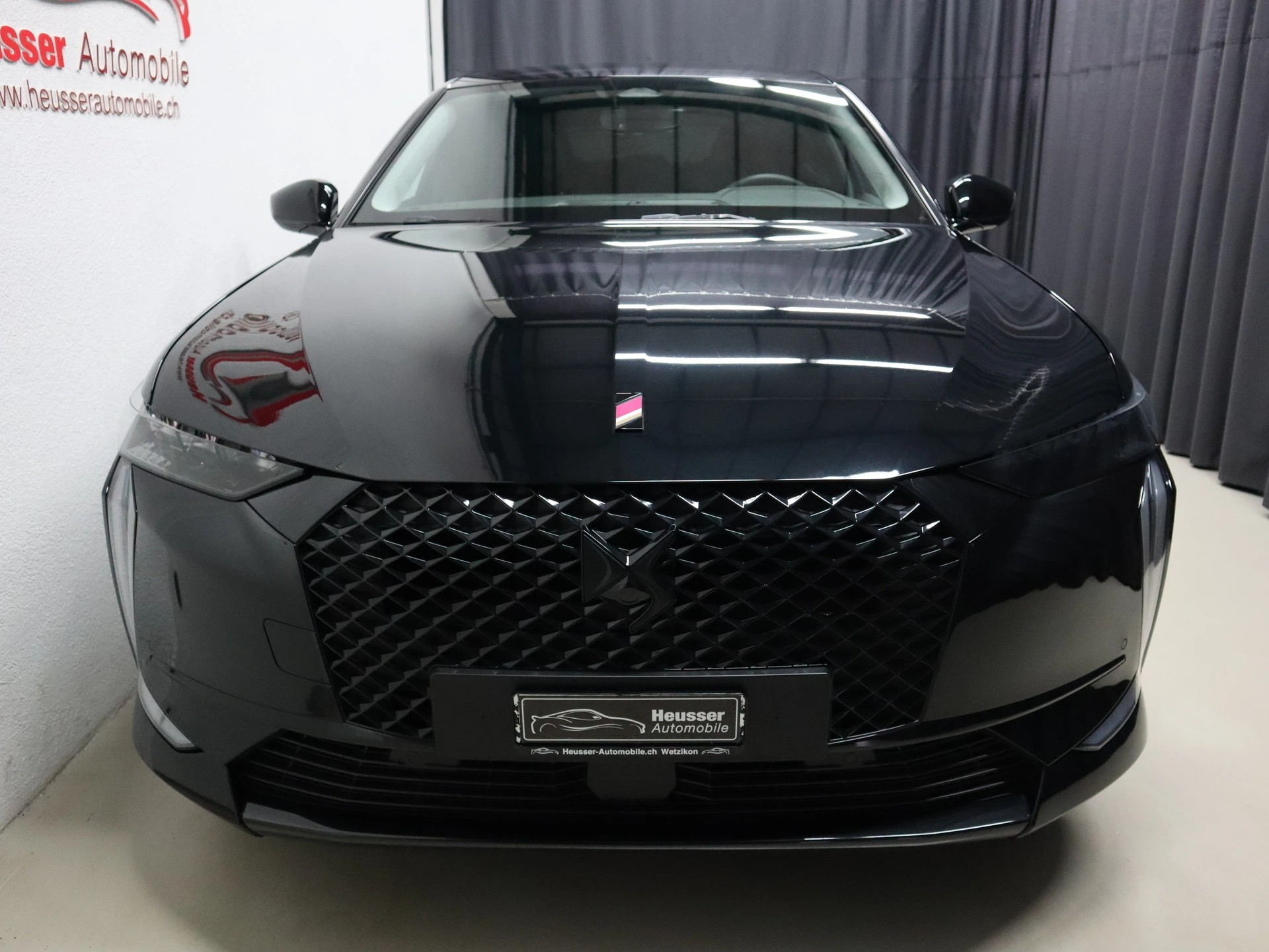 DS AUTOMOBILES DS 4 1.5 Blue HDi Performance Line+ EAT8 - Digital Cockpit - Navi/CarPlay - Leder/Alcantara - Distanzregler - Kamera - 130 PS-image-6