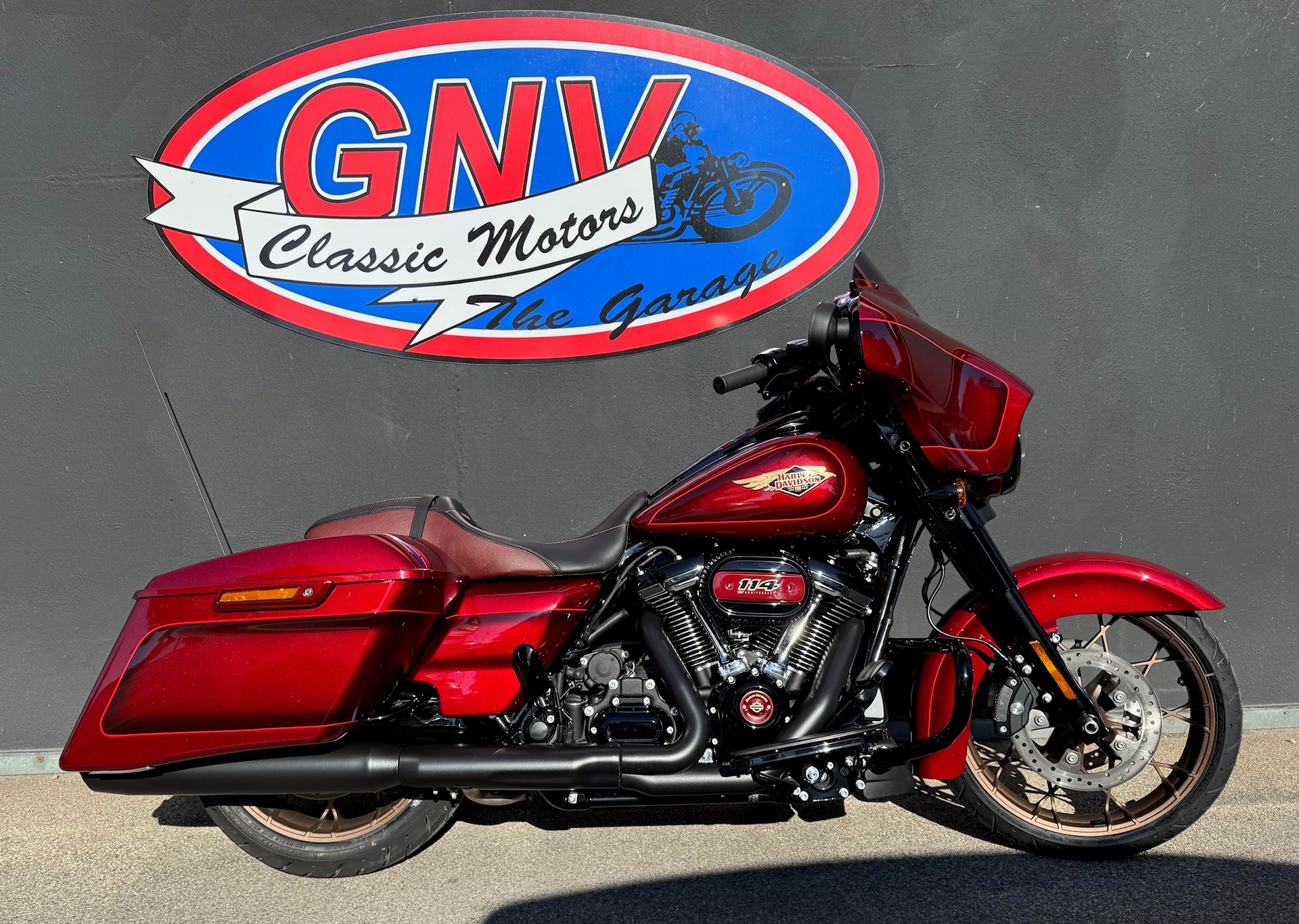 HARLEY-DAVIDSON FLHXSANV Street Glide Special Anniversary 114
