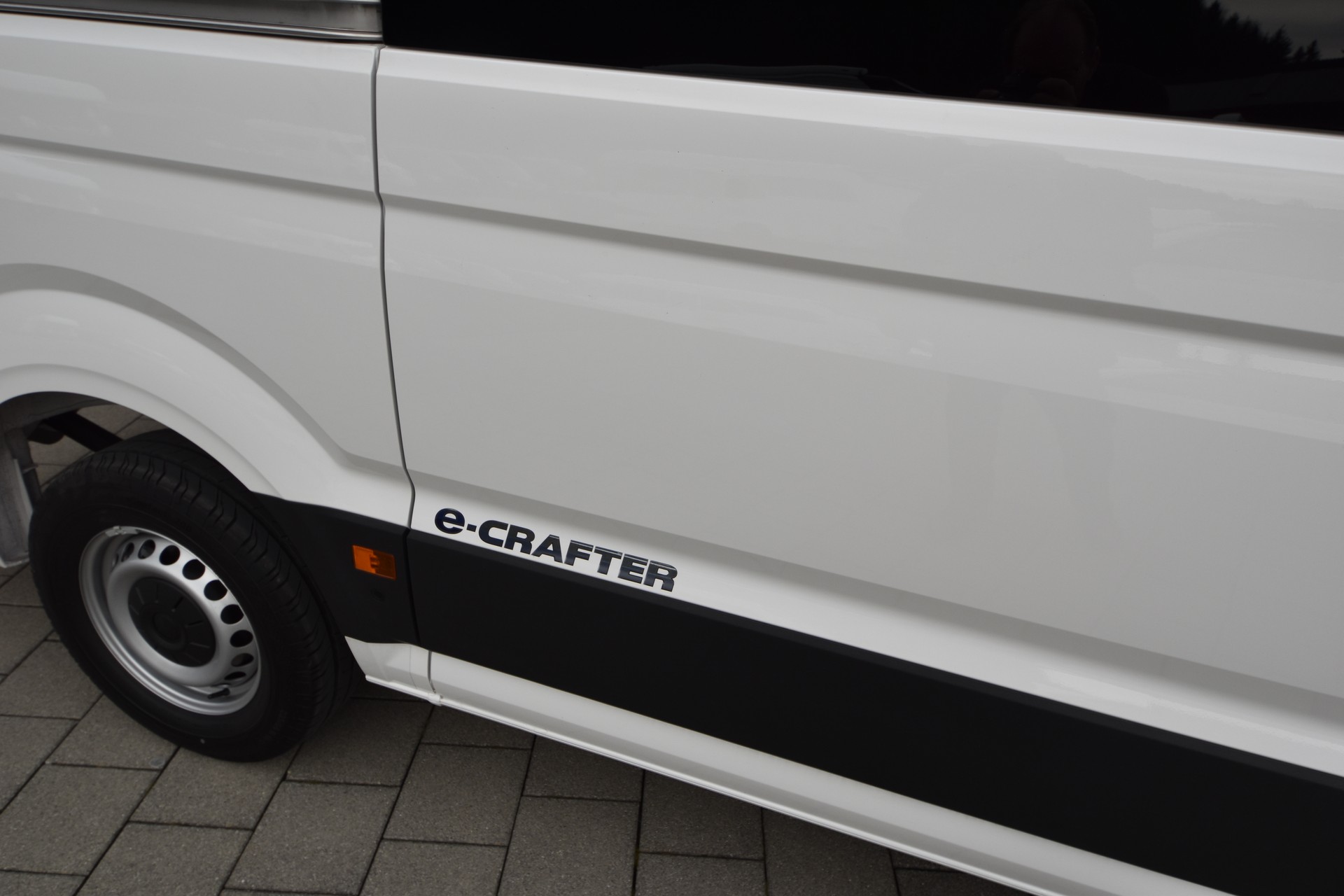 VW eCrafter Schulbus-image-3