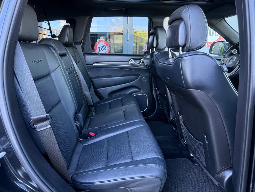 JEEP Grand Cherokee 3.0 CRD Summit Automatic-image-11