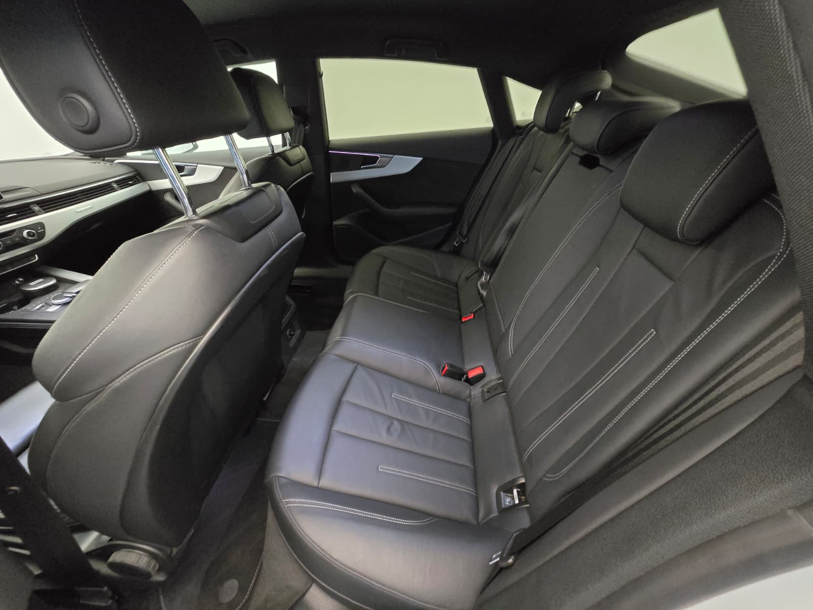 AUDI A5 Sportback 2.0 TFSI Sport quattro S-tronic-image-13