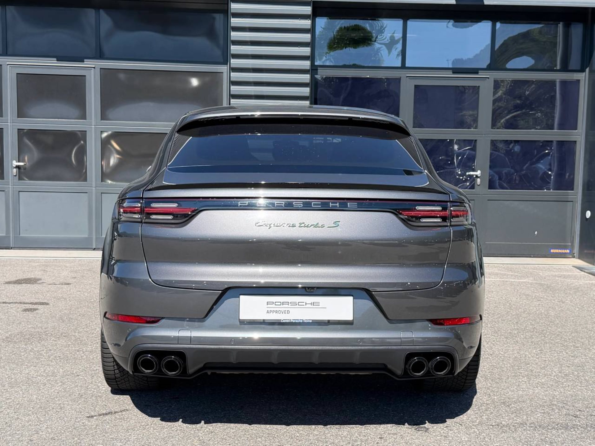 PORSCHE Cayenne Turbo S E-Hybrid Coupè-image-5