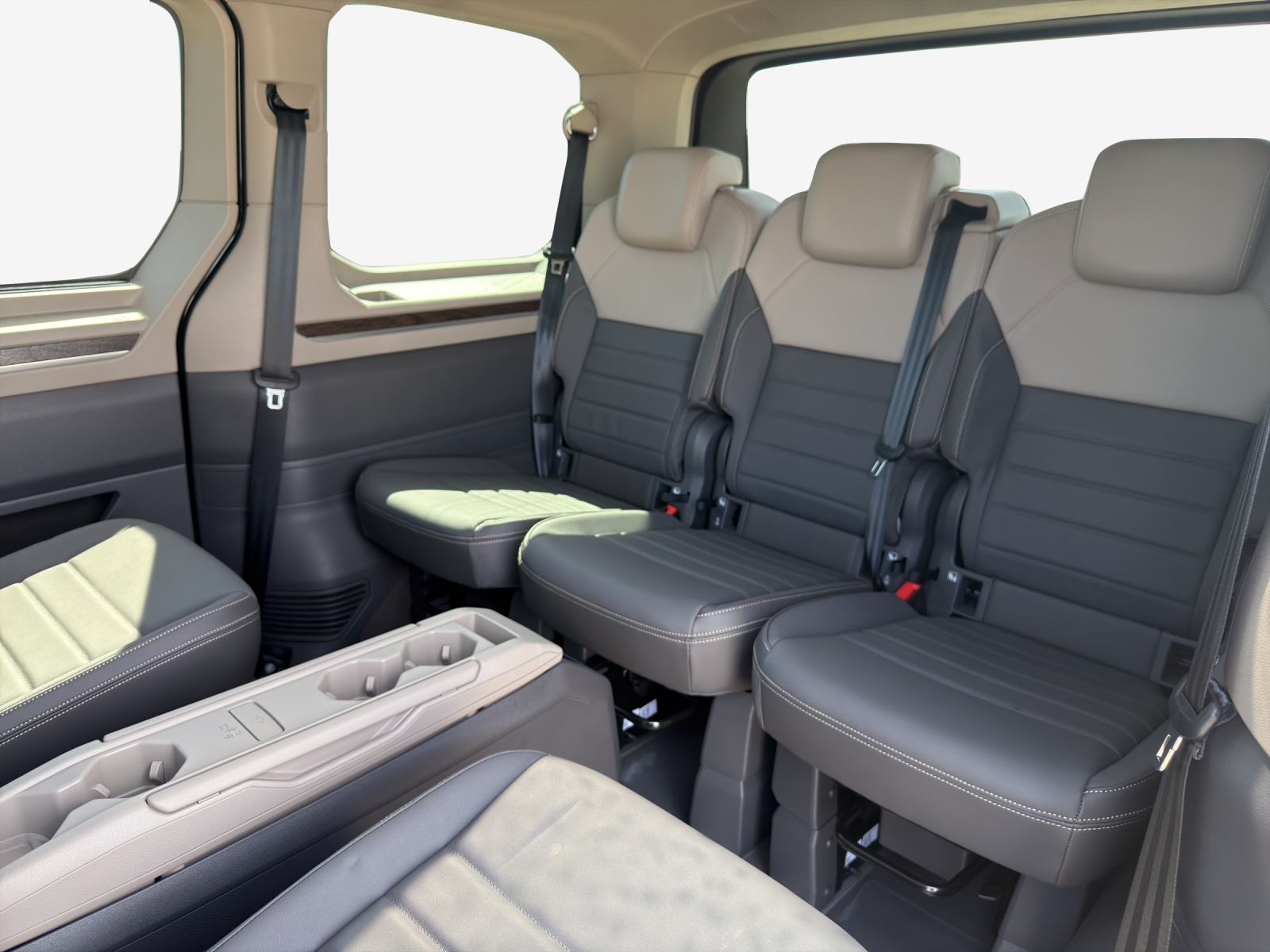 VW Multivan 1.5 eHybrid Style Liberty 4Motion DSG-image-11