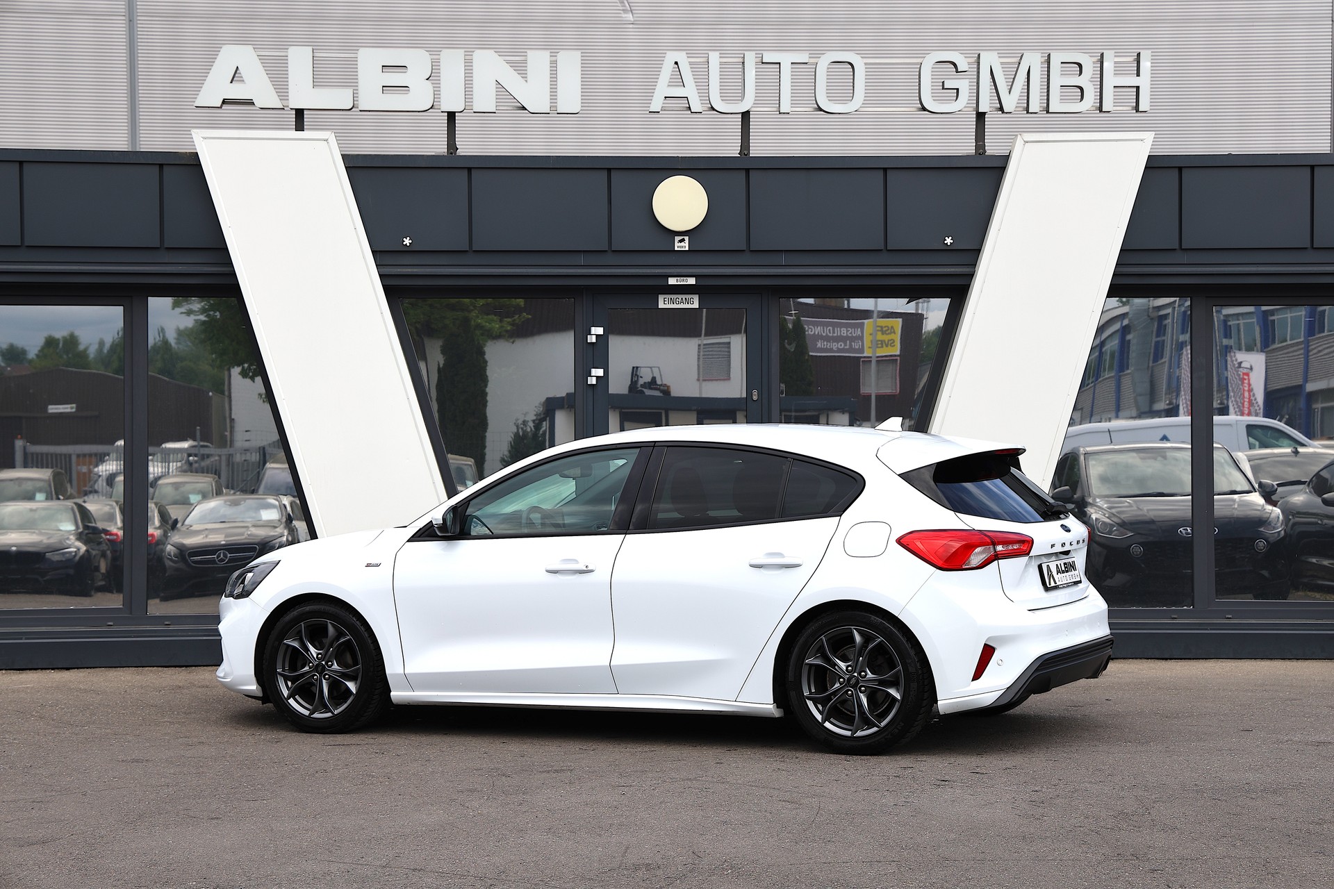 FORD Focus 1.0 SCTi ST Line-image-4