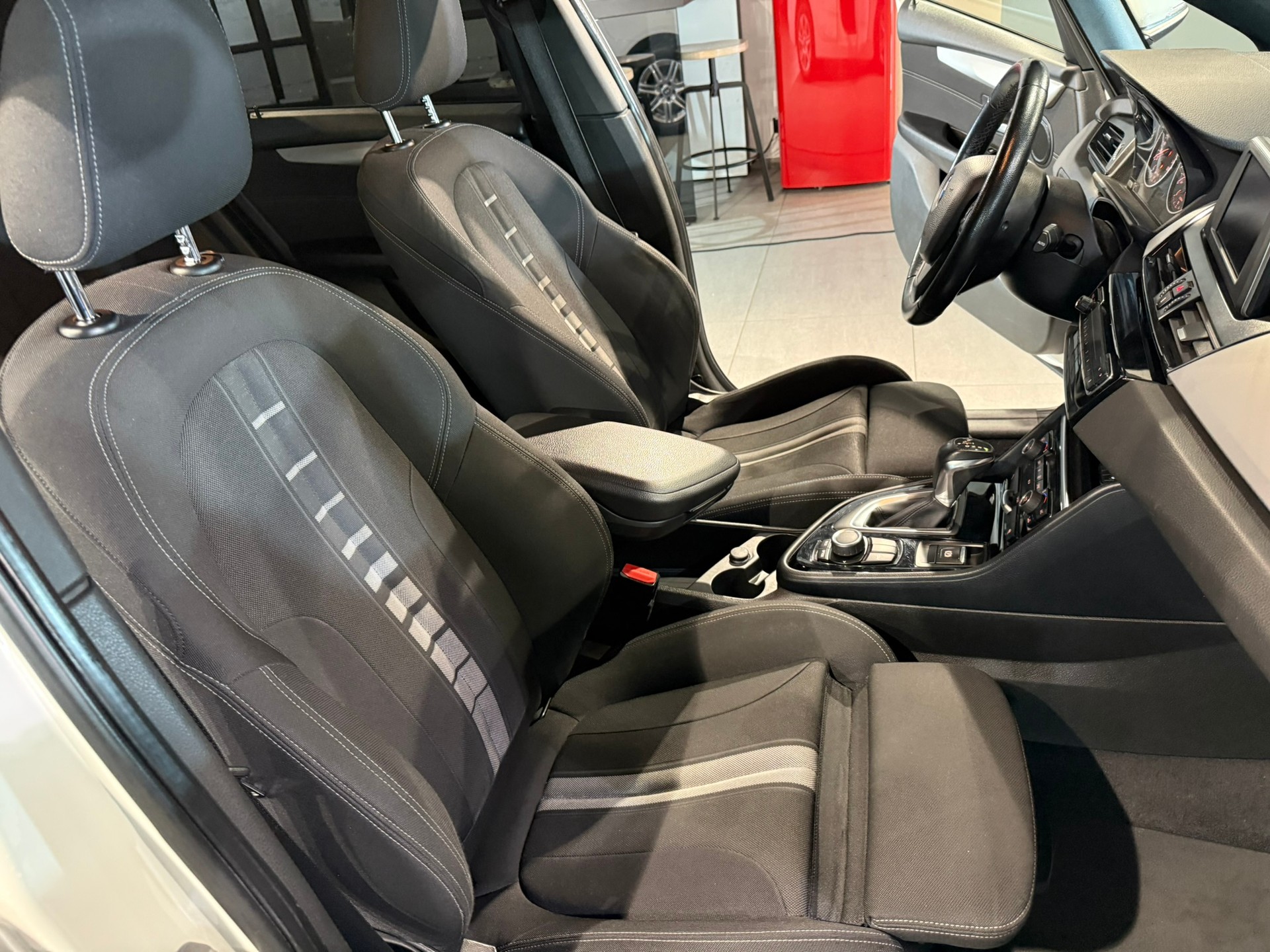 BMW 218d Active Tourer Steptronic-image-21
