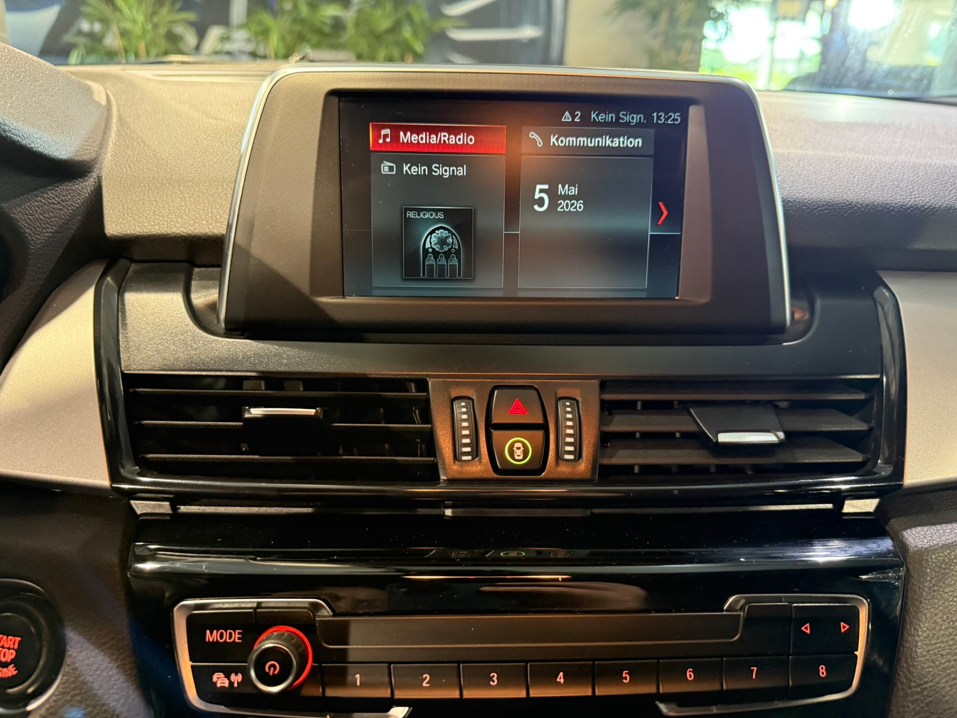 BMW 218d Active Tourer Steptronic-image-26