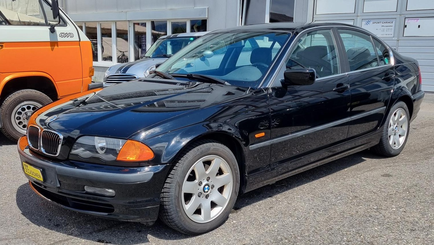 BMW 328 i Limousine
