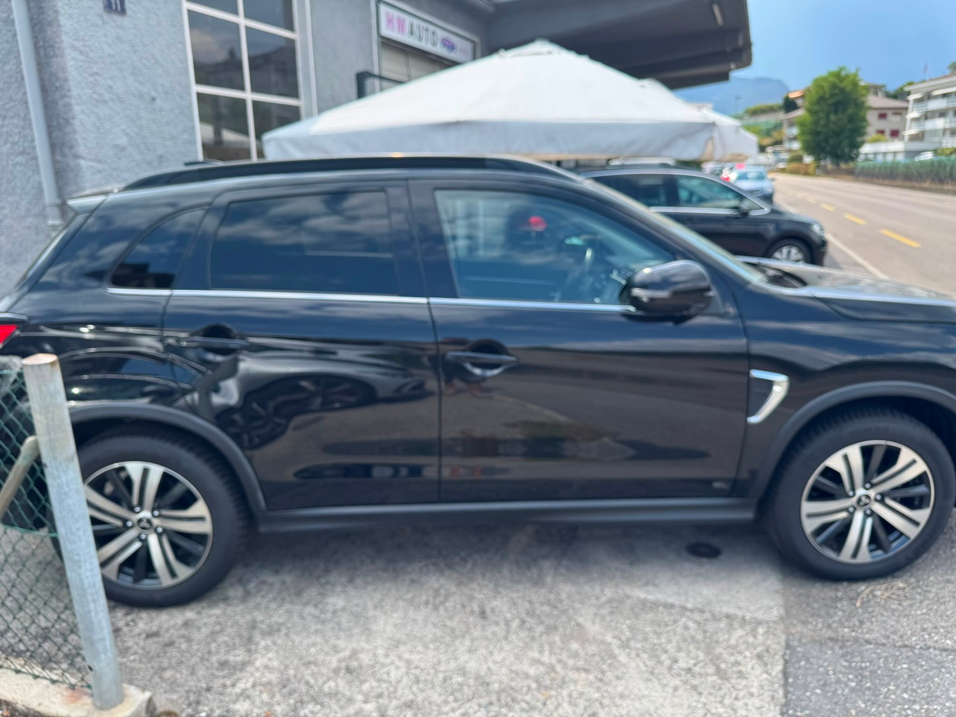 MITSUBISHI ASX 2.0 MIVEC Value 4WD Automat-image-4