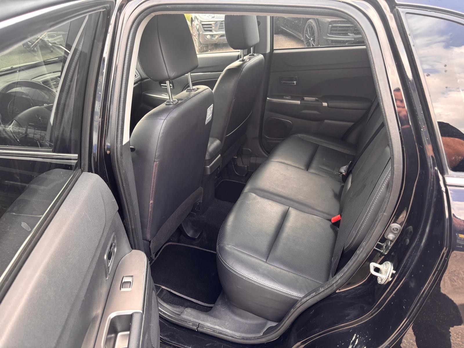 MITSUBISHI ASX 2.0 MIVEC Value 4WD Automat-image-8