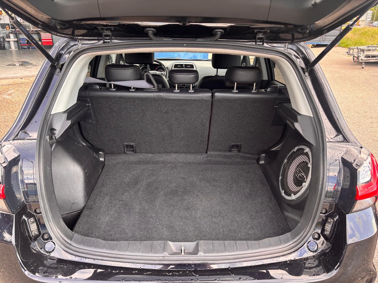 MITSUBISHI ASX 2.0 MIVEC Value 4WD Automat-image-9