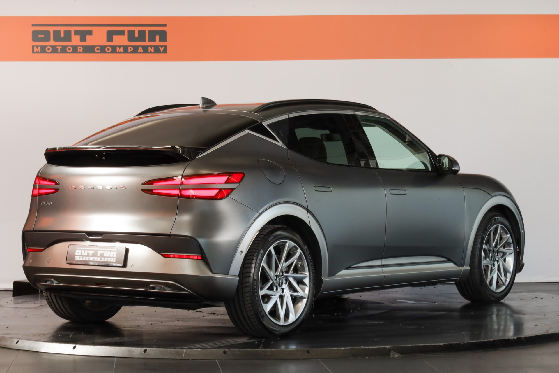 GENESIS GV60 77.4 kWh Sport AWD-image-4