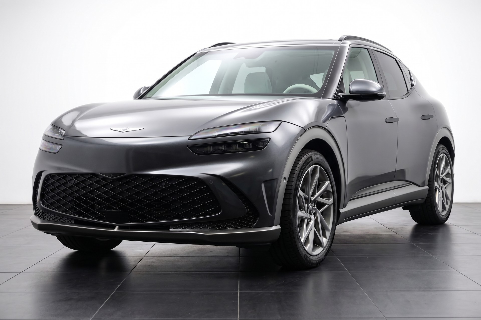 GENESIS GV60 77.4 kWh Sport AWD-showroom-element-3