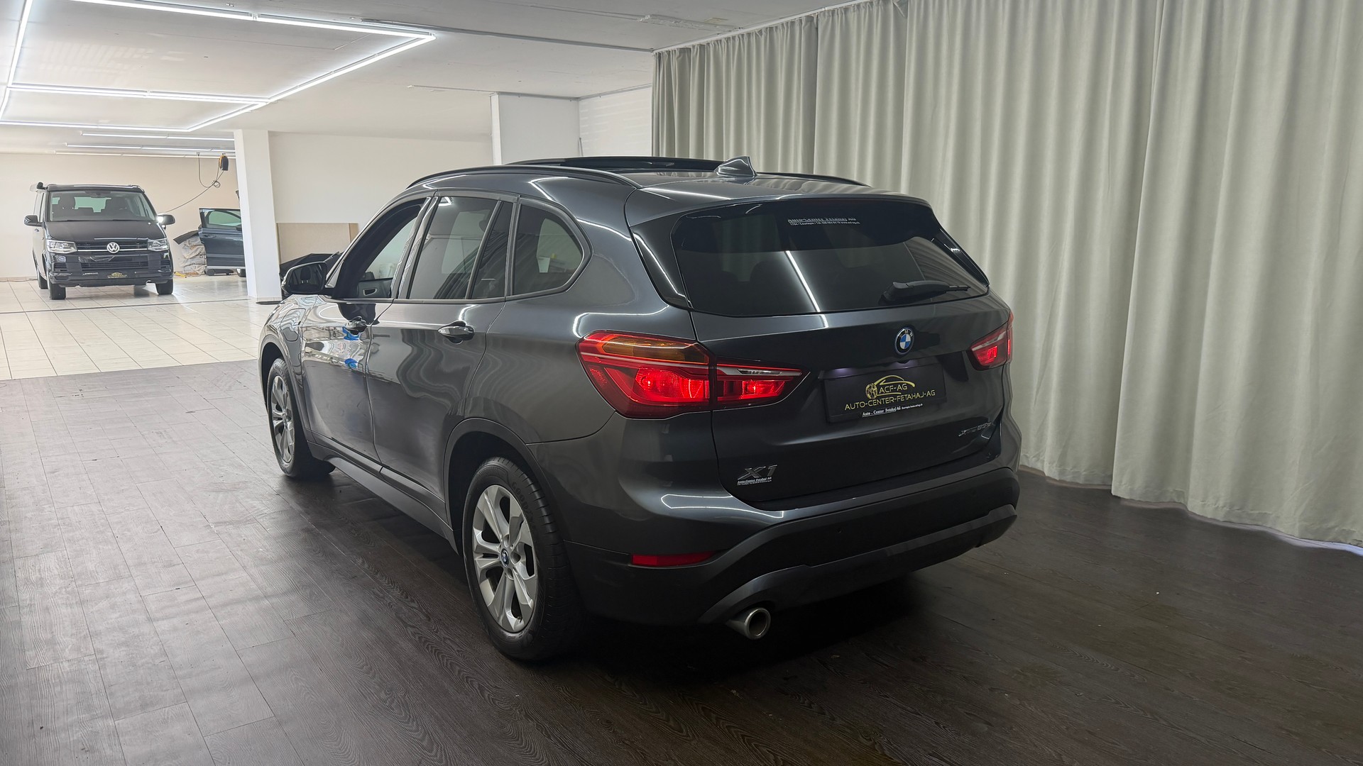 BMW X1 xDrive 25e Steptronic-image-5