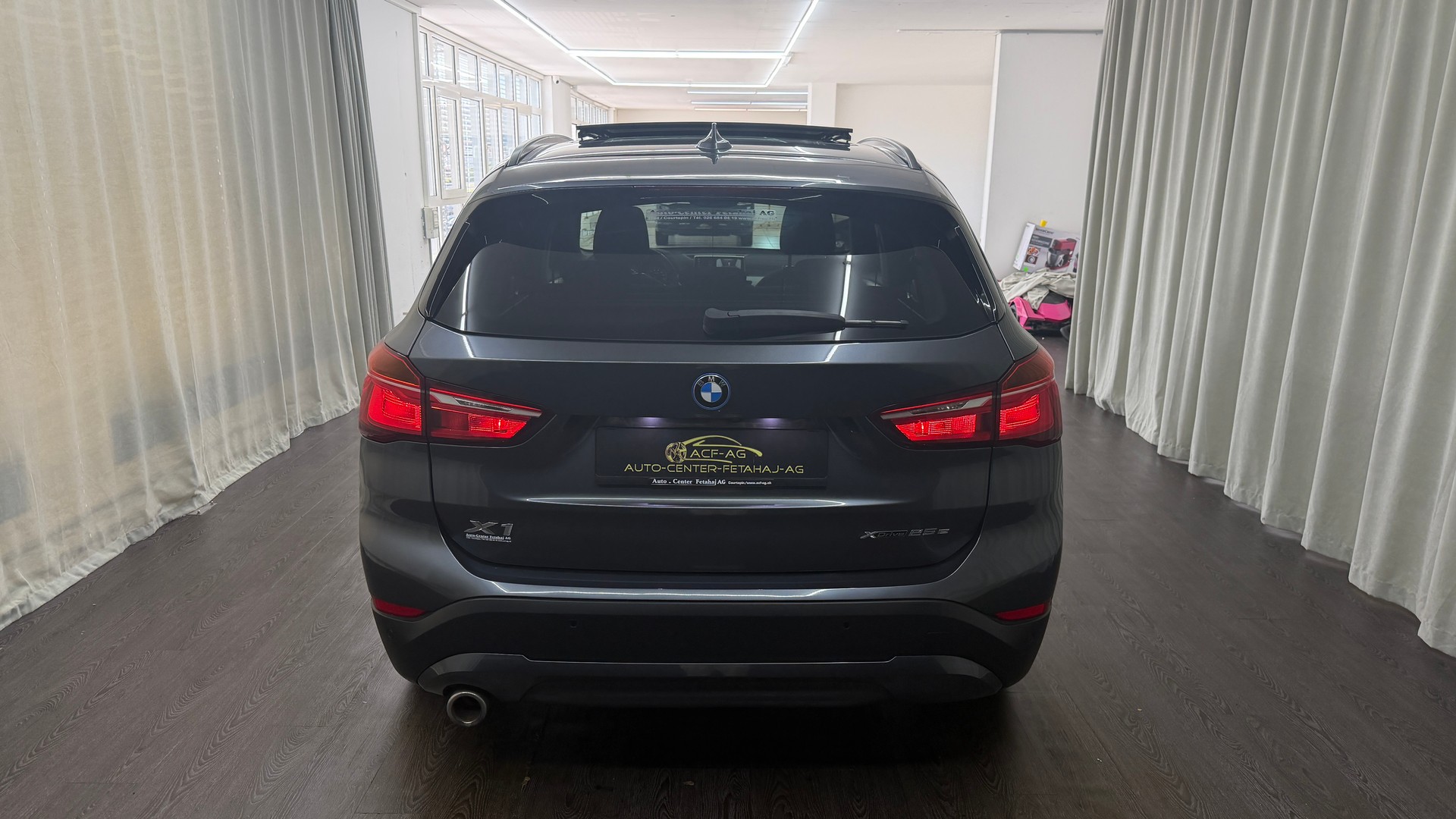 BMW X1 xDrive 25e Steptronic-image-4