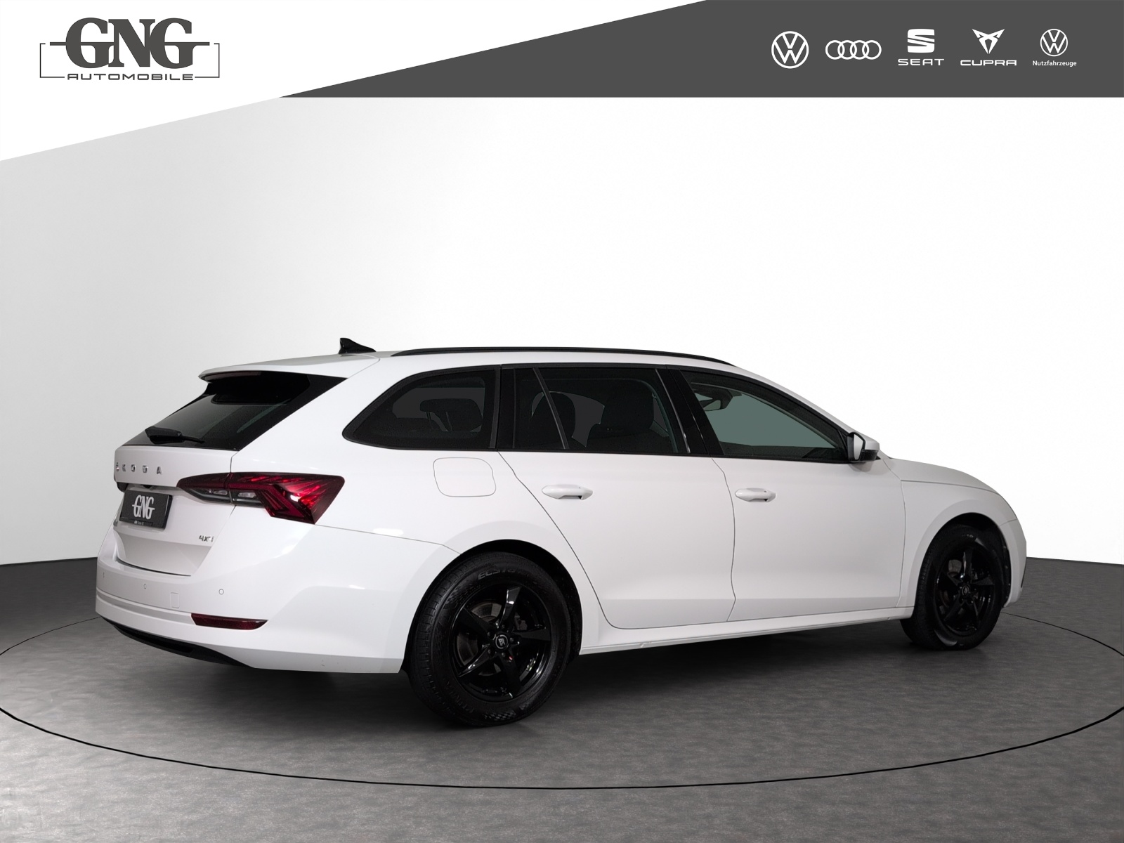 SKODA Octavia Combi 2.0 TDI DSG Ambition 4x4-showroom-element-2