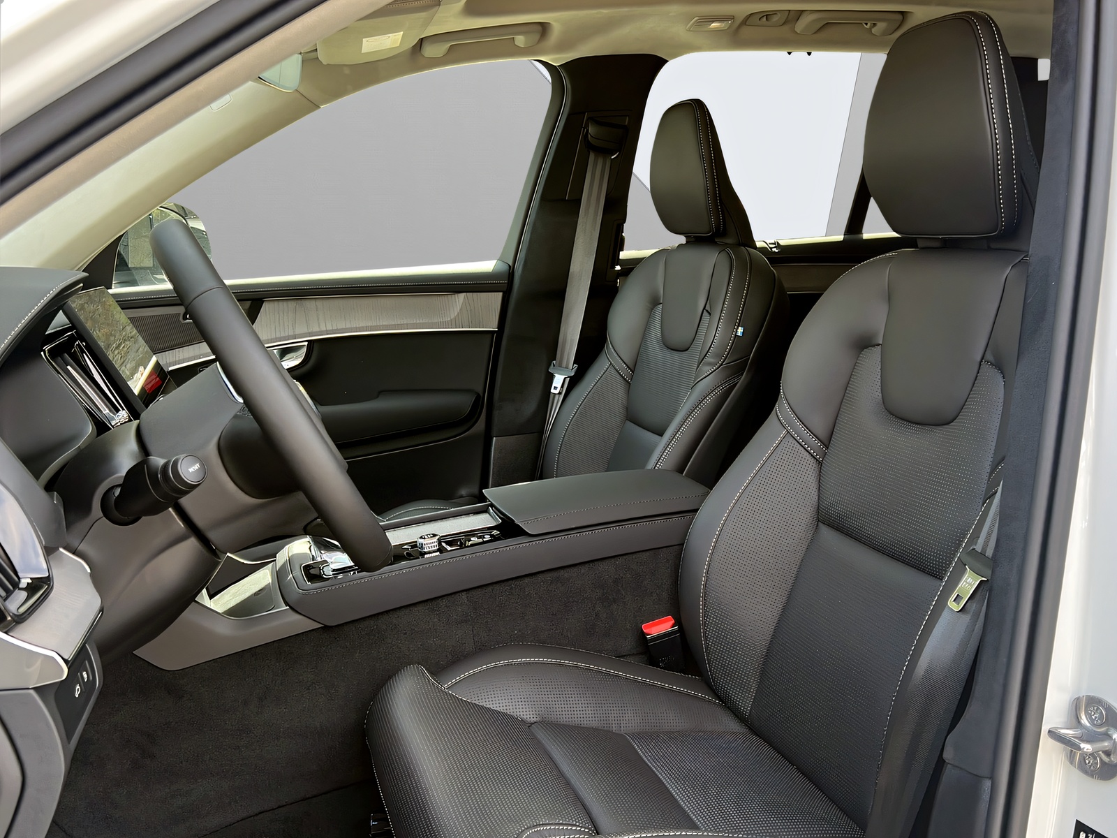 Image VOLVO XC90 XC90 T8 eAWD PluginHybrid Ultra Dark Geartronic