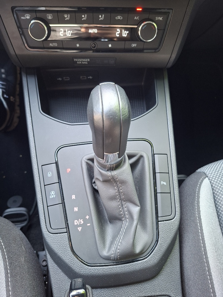 SEAT 1.0 TSI 110 Style DSG-image-12