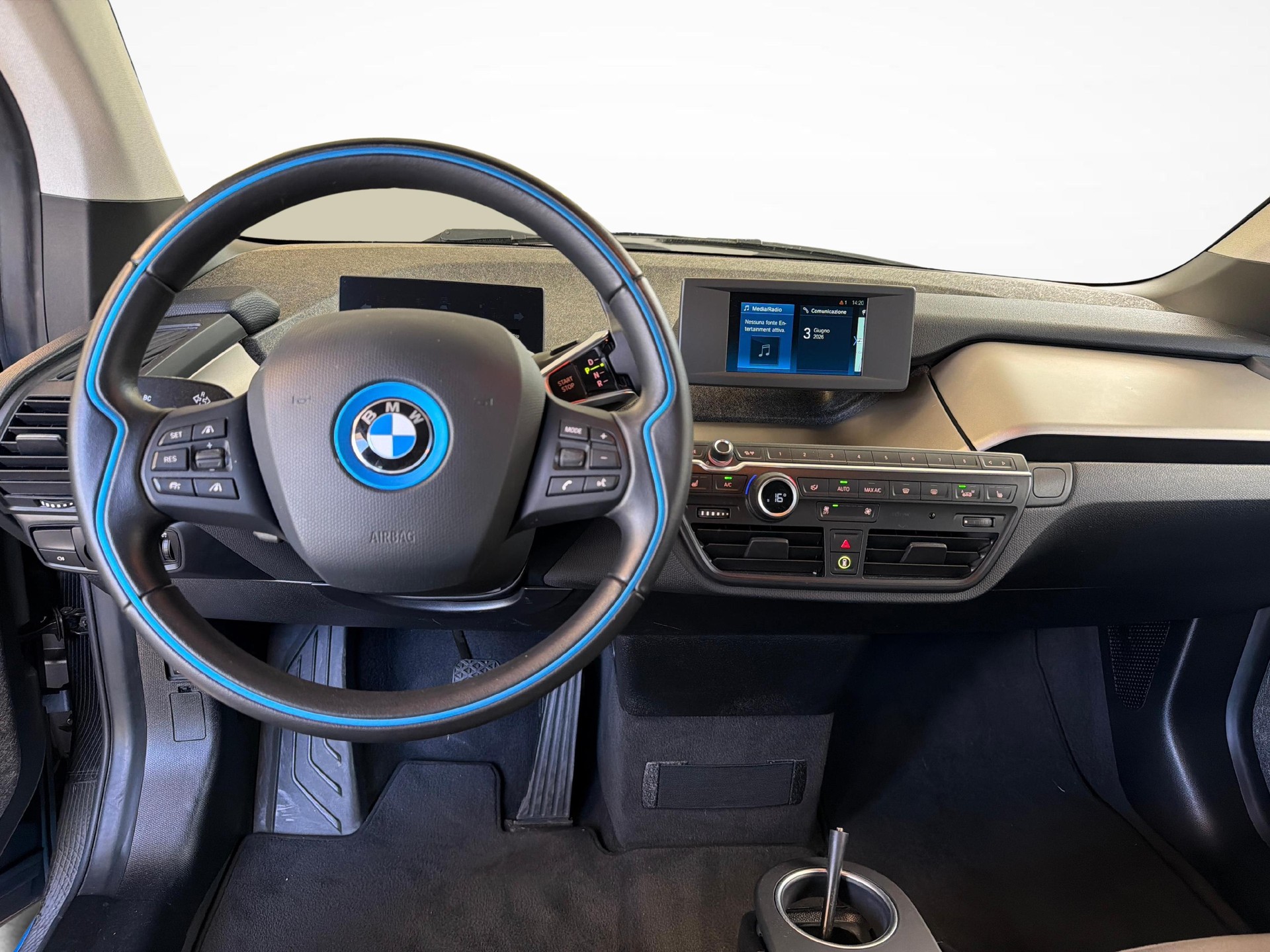 BMW i3 120 Ah-image-16