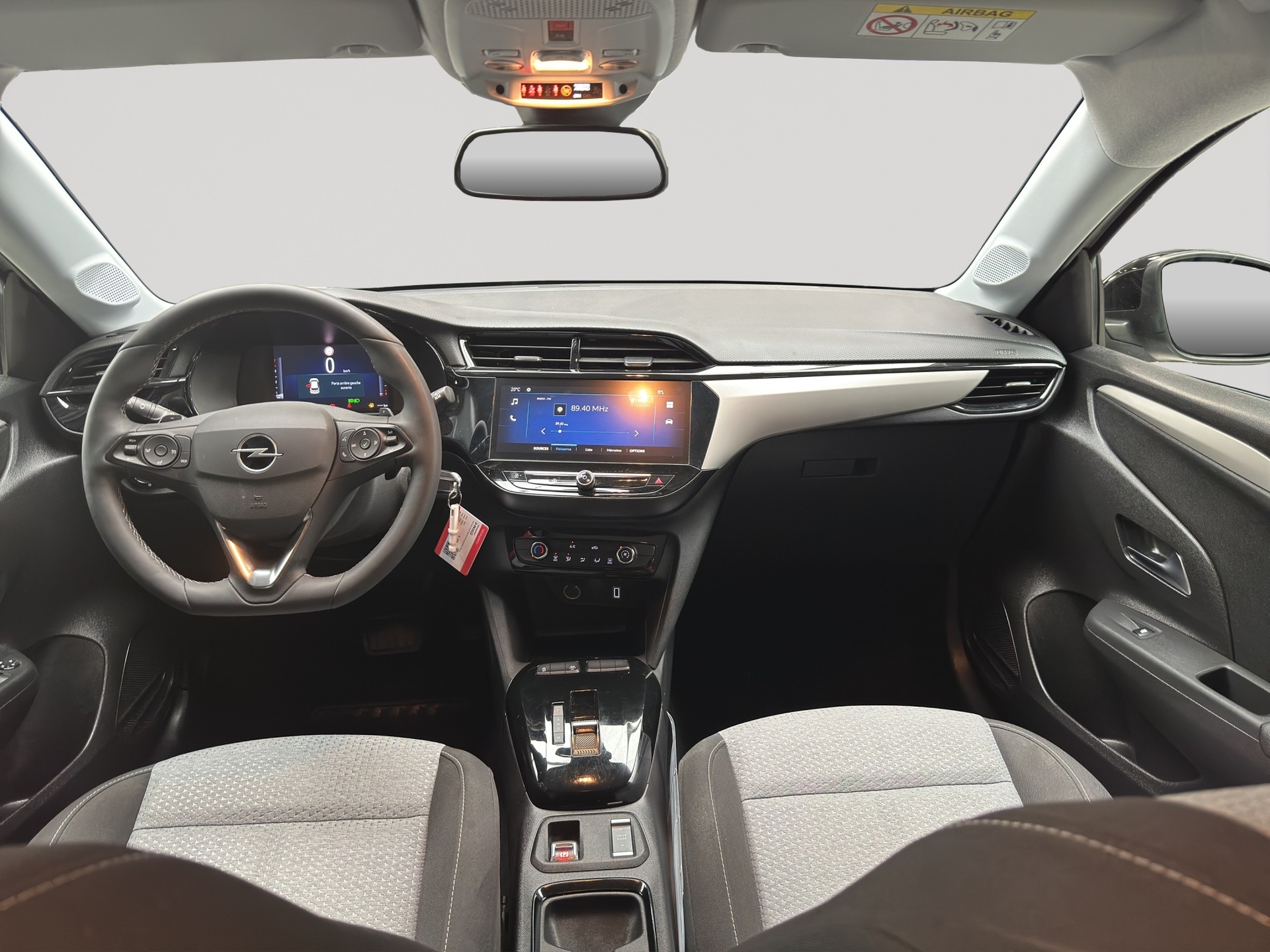 OPEL Corsa 1.2 TP Edition-image-11
