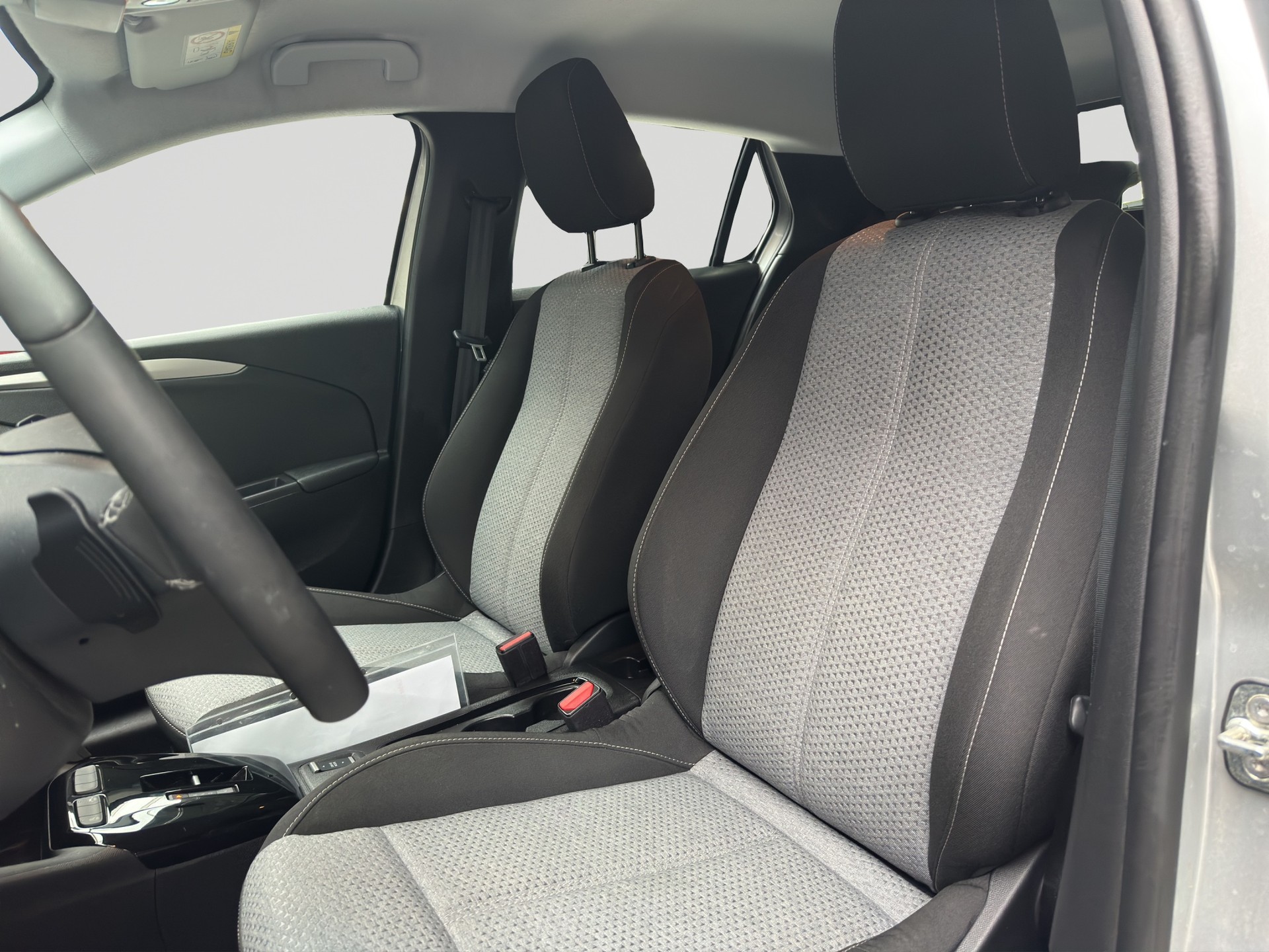 OPEL Corsa 1.2 TP Edition-image-5