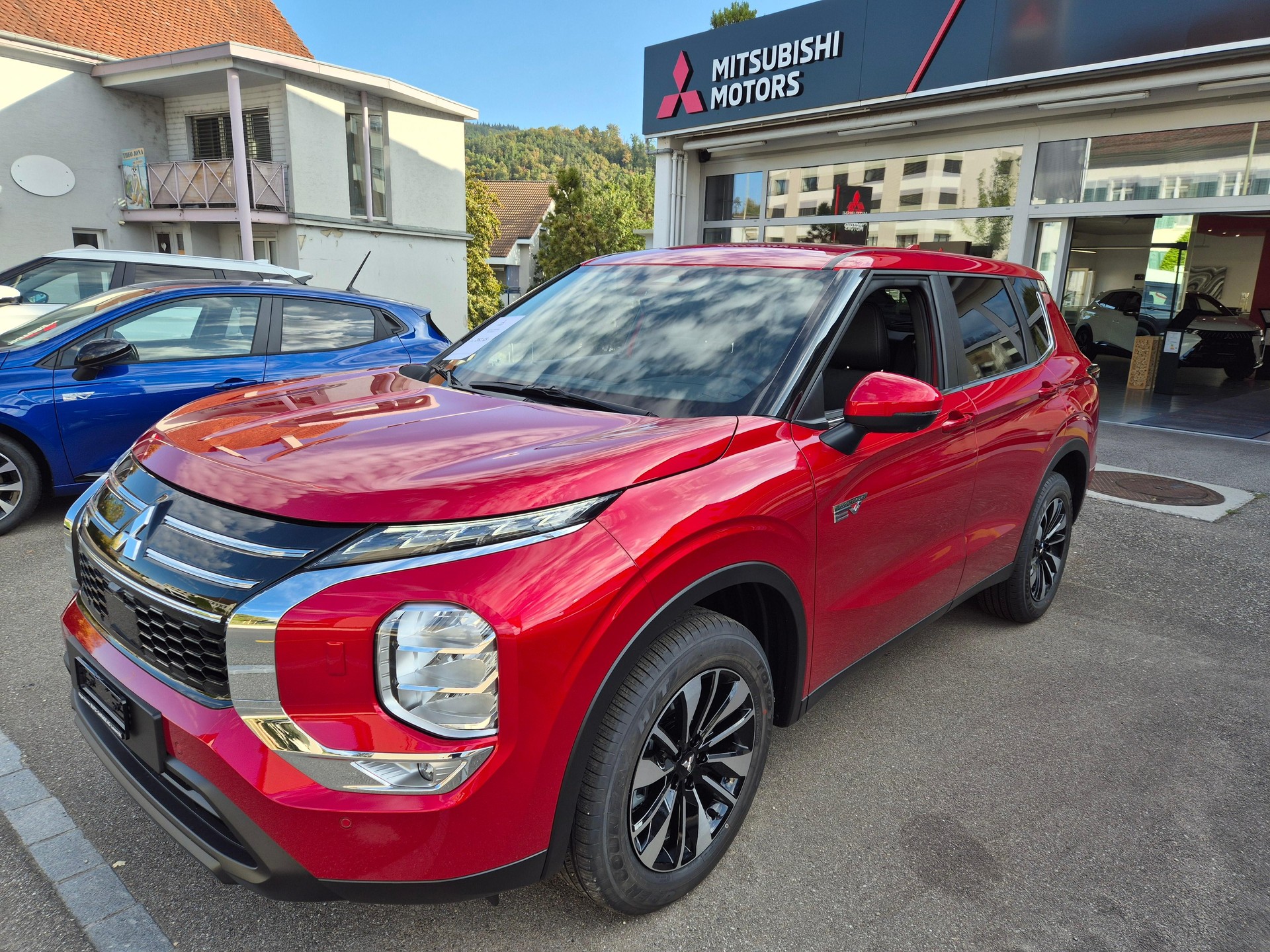 MITSUBISHI Outlander 2.4 PHEV Invite 4x4 MEGAAKTION