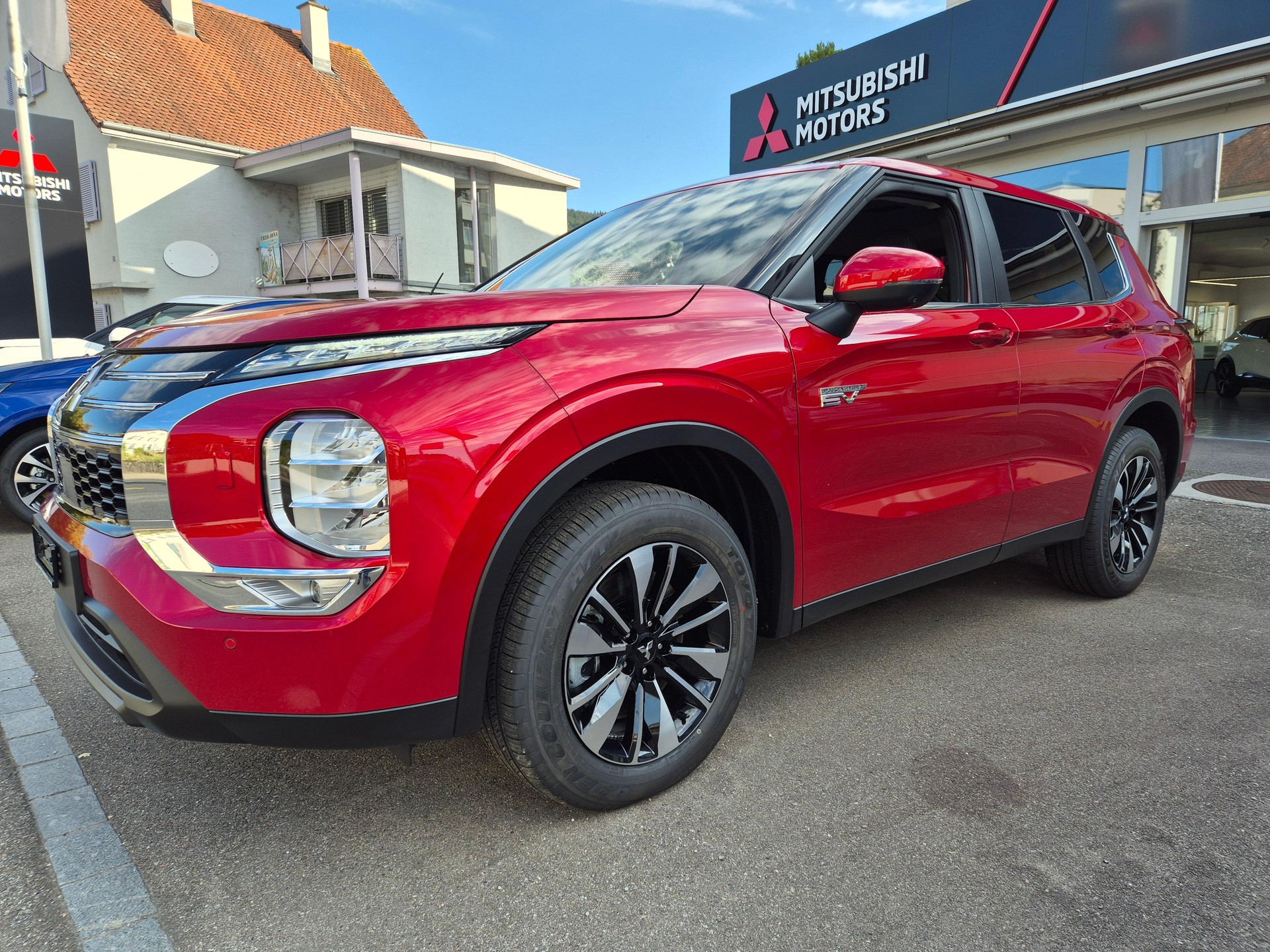 MITSUBISHI Outlander 2.4 PHEV Invite 4x4 MEGAAKTION-showroom-element-1