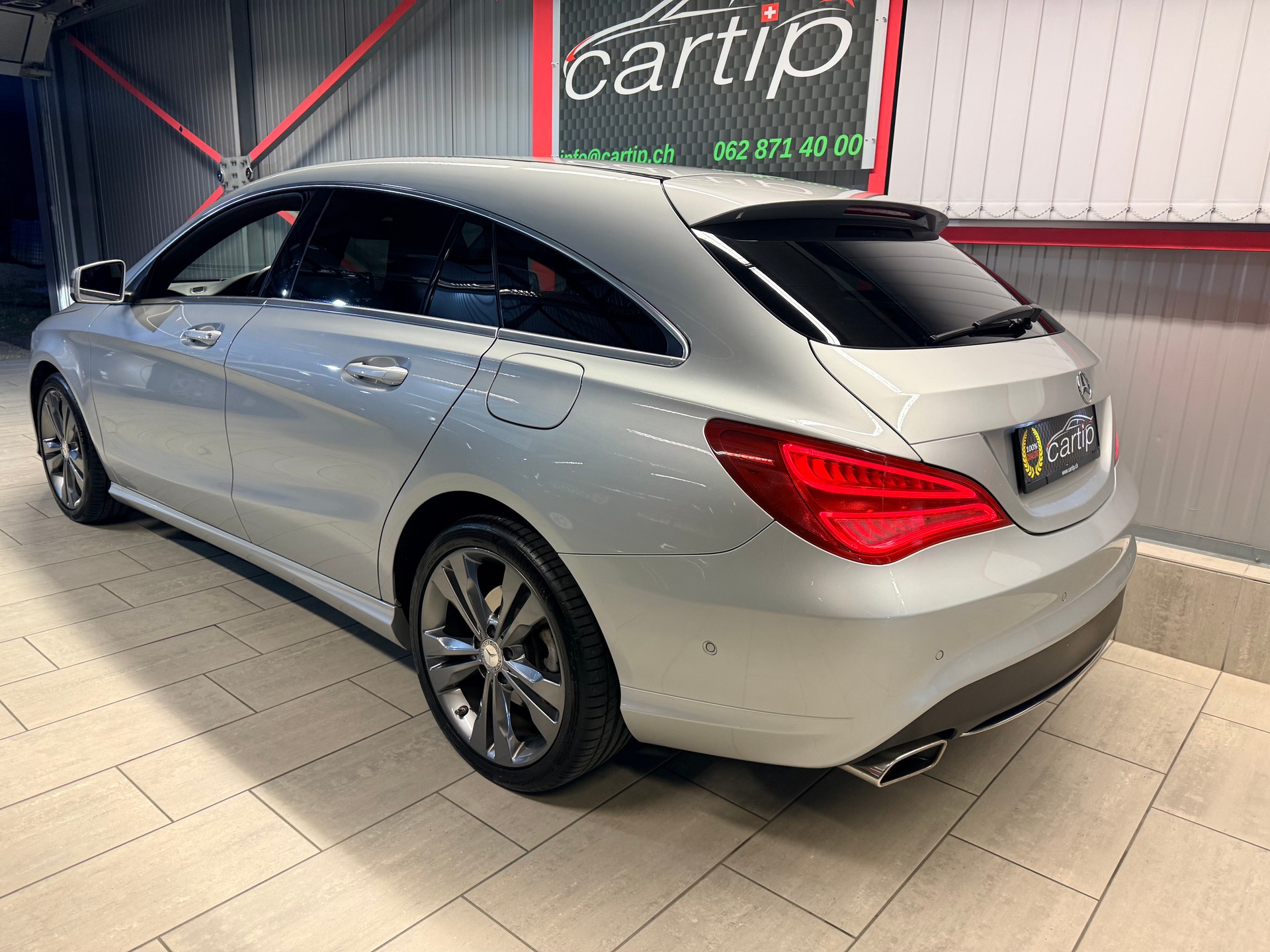 MERCEDES-BENZ CLA Shooting Brake 180 Urban 7G-DCT-image-6