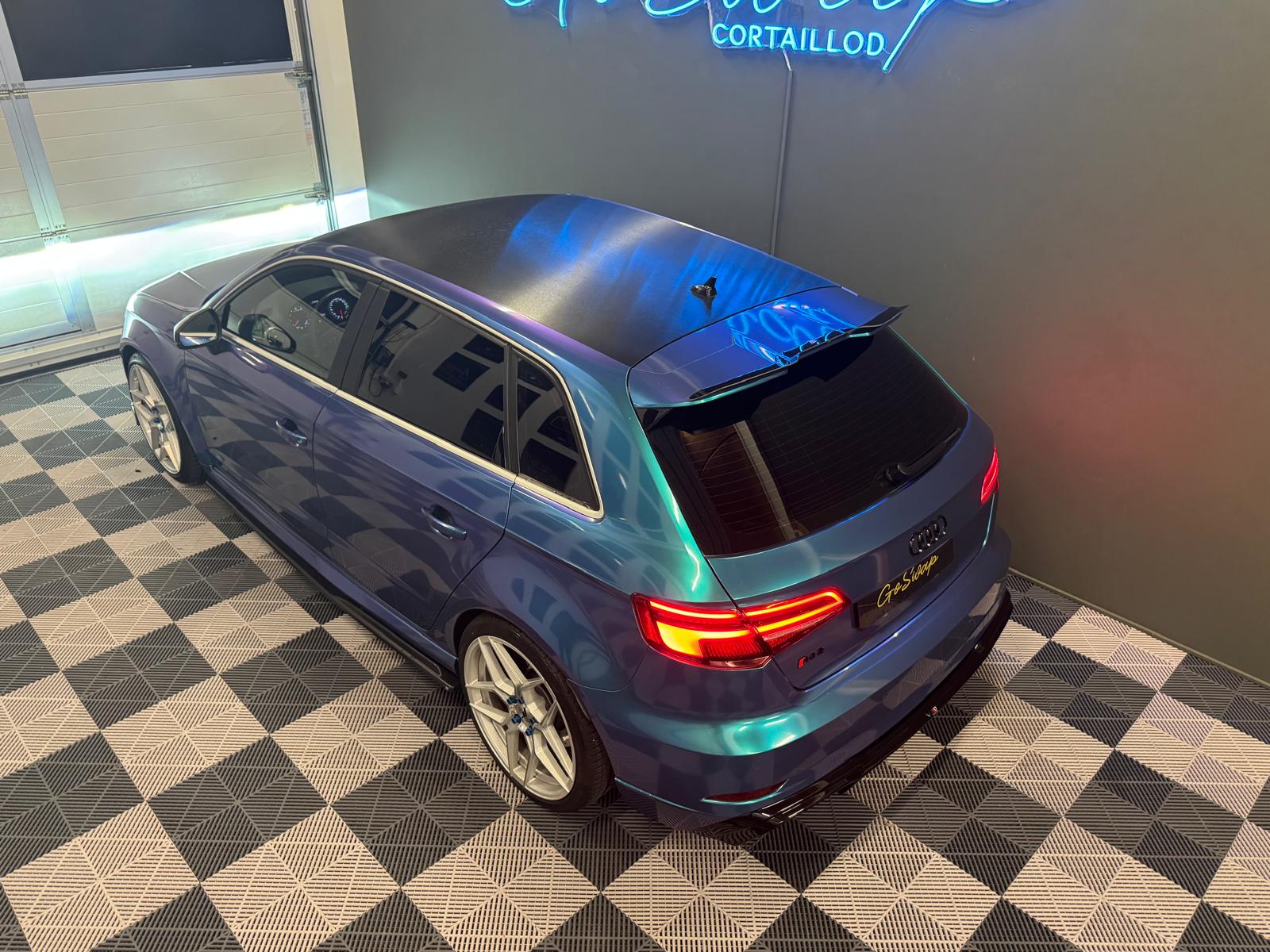 AUDI RS3 Sportback 2.5 TSI quattro S-tronic-image-2