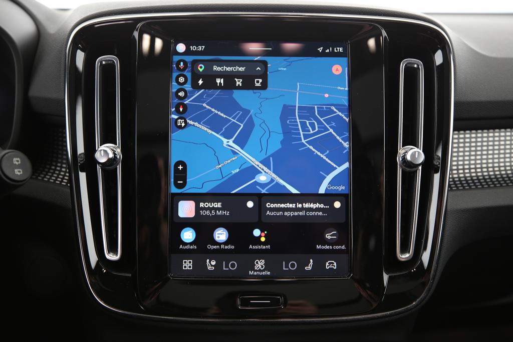 VOLVO XC40 P8 Twin Pro AWD-image-7