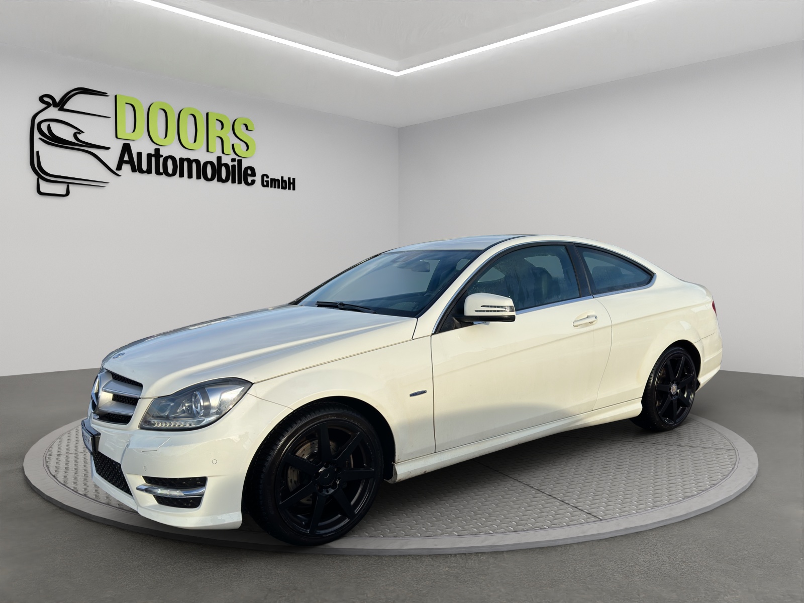MERCEDES-BENZ C 180 Coupé 7G-Tronic-image-3