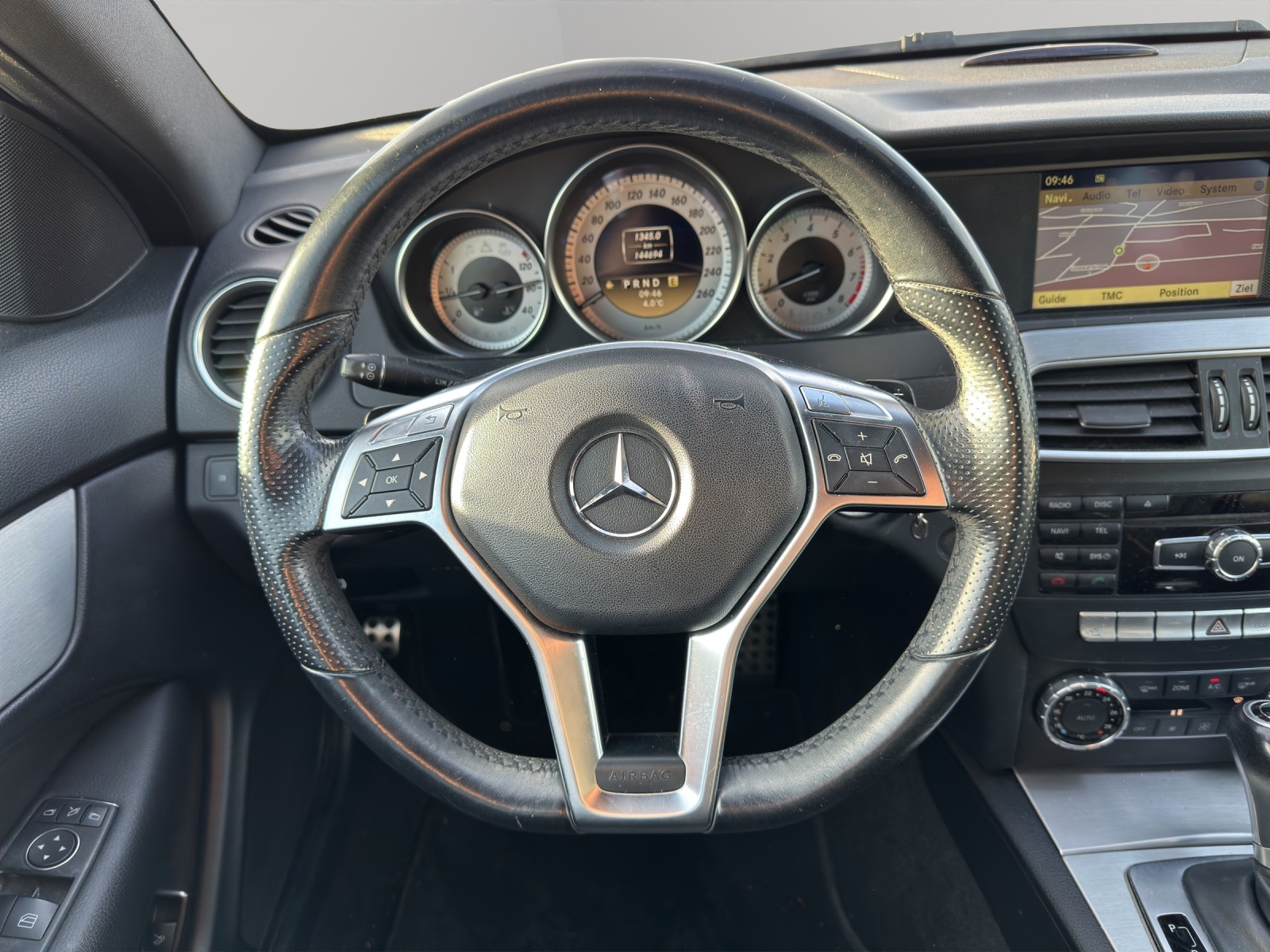 MERCEDES-BENZ C 180 Coupé 7G-Tronic-image-17
