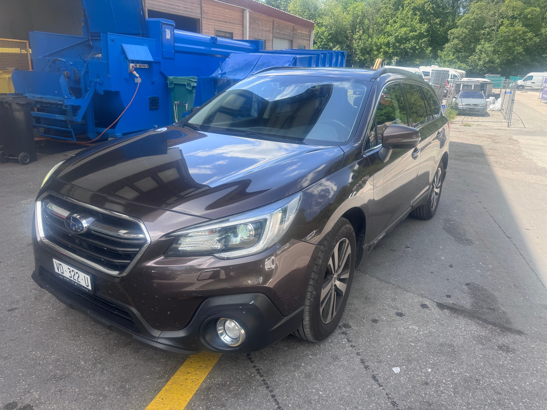 SUBARU Outback 2.5i Luxury AWD Lineartronic-image-0