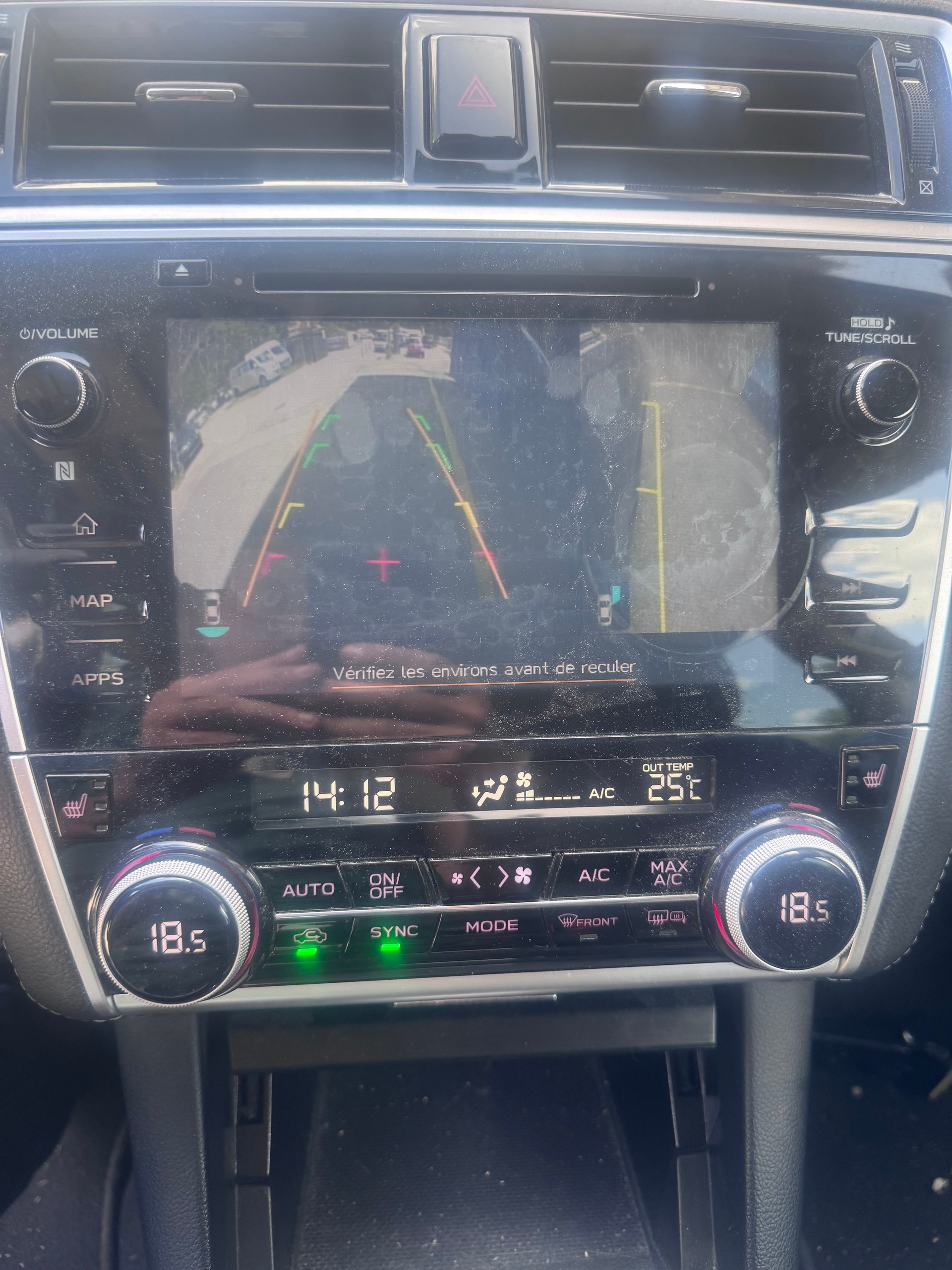 SUBARU Outback 2.5i Luxury AWD Lineartronic-image-2