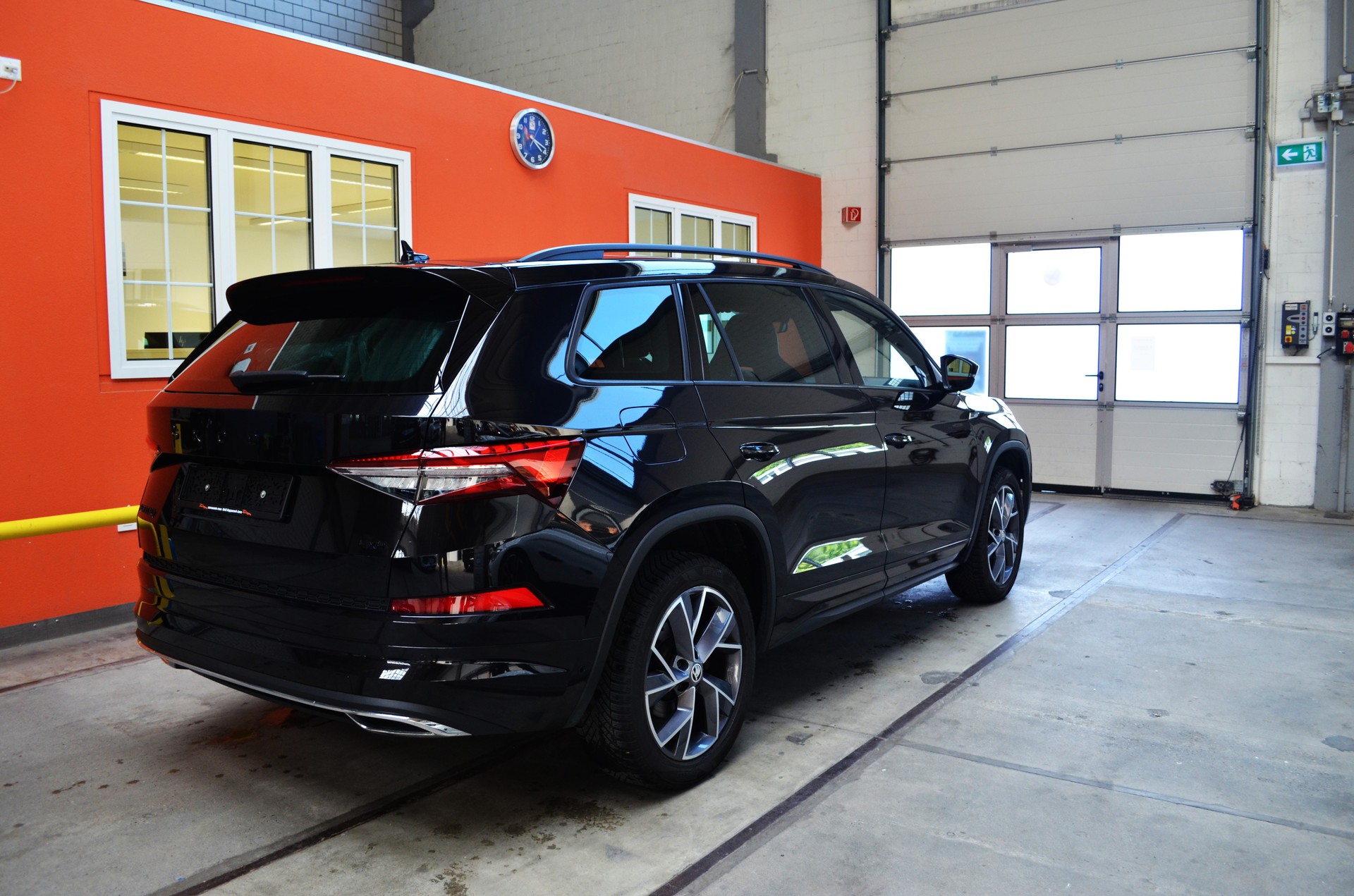 SKODA Kodiaq 2.0 TDI CR SportLine 4x4 DSG-image-4