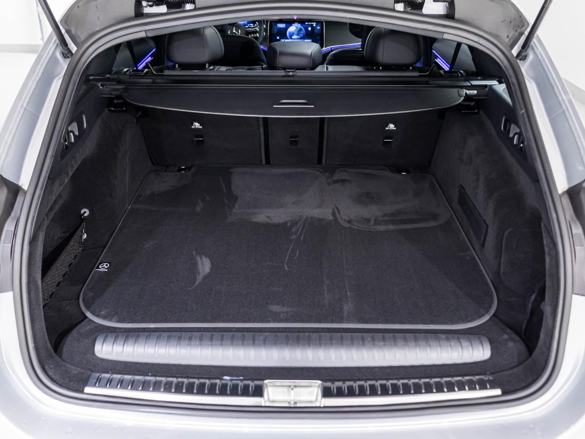 MERCEDES-BENZ E 300 de 4MATIC T-Modell-image-13