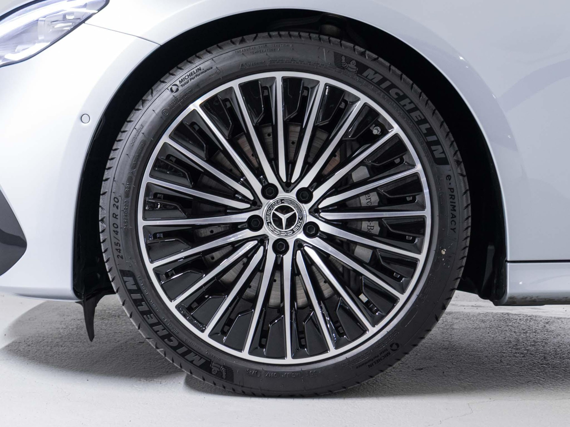 MERCEDES-BENZ E 300 de 4MATIC T-Modell-image-14