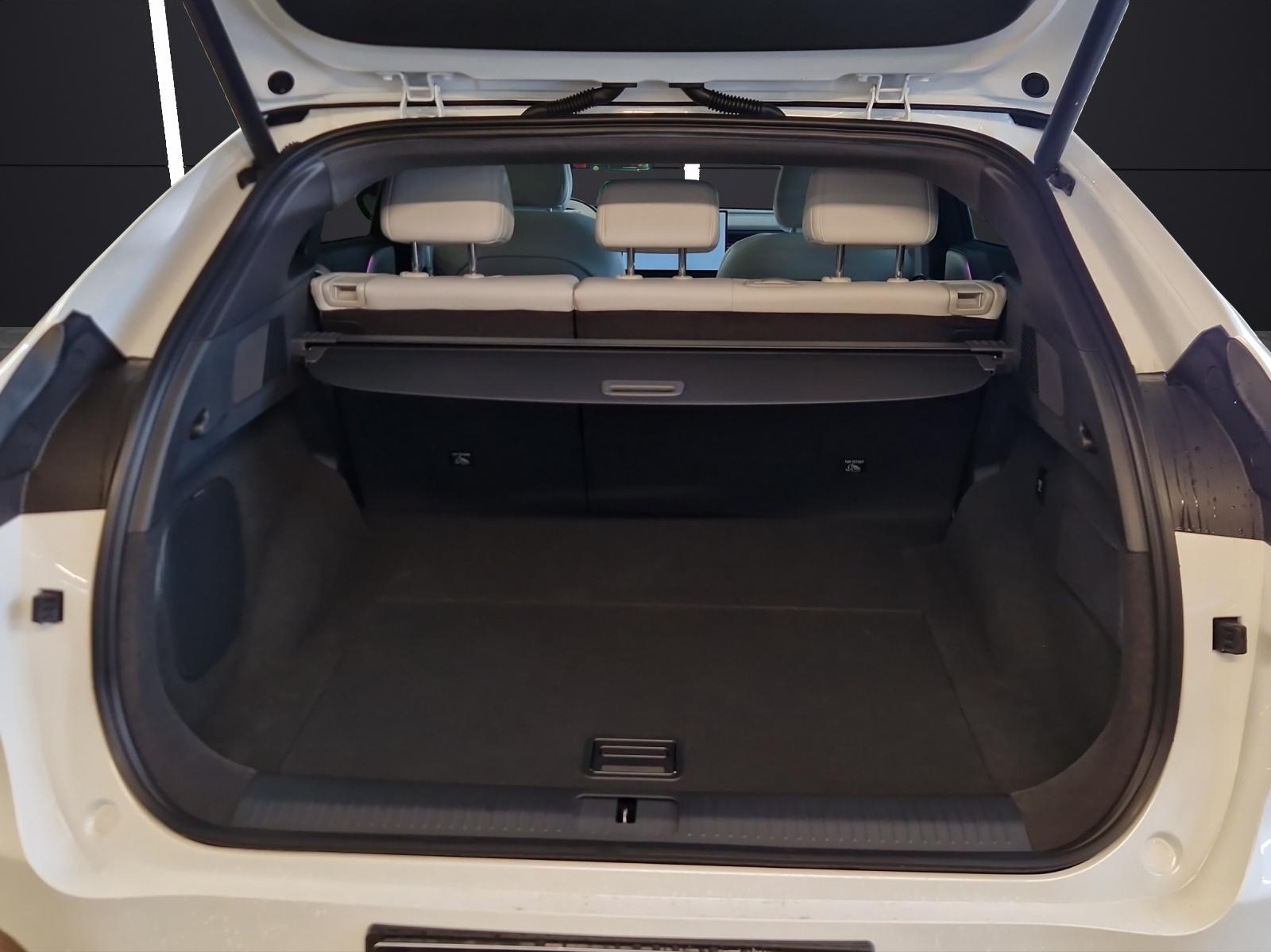 XPENG G6 Performance AWD-image-12