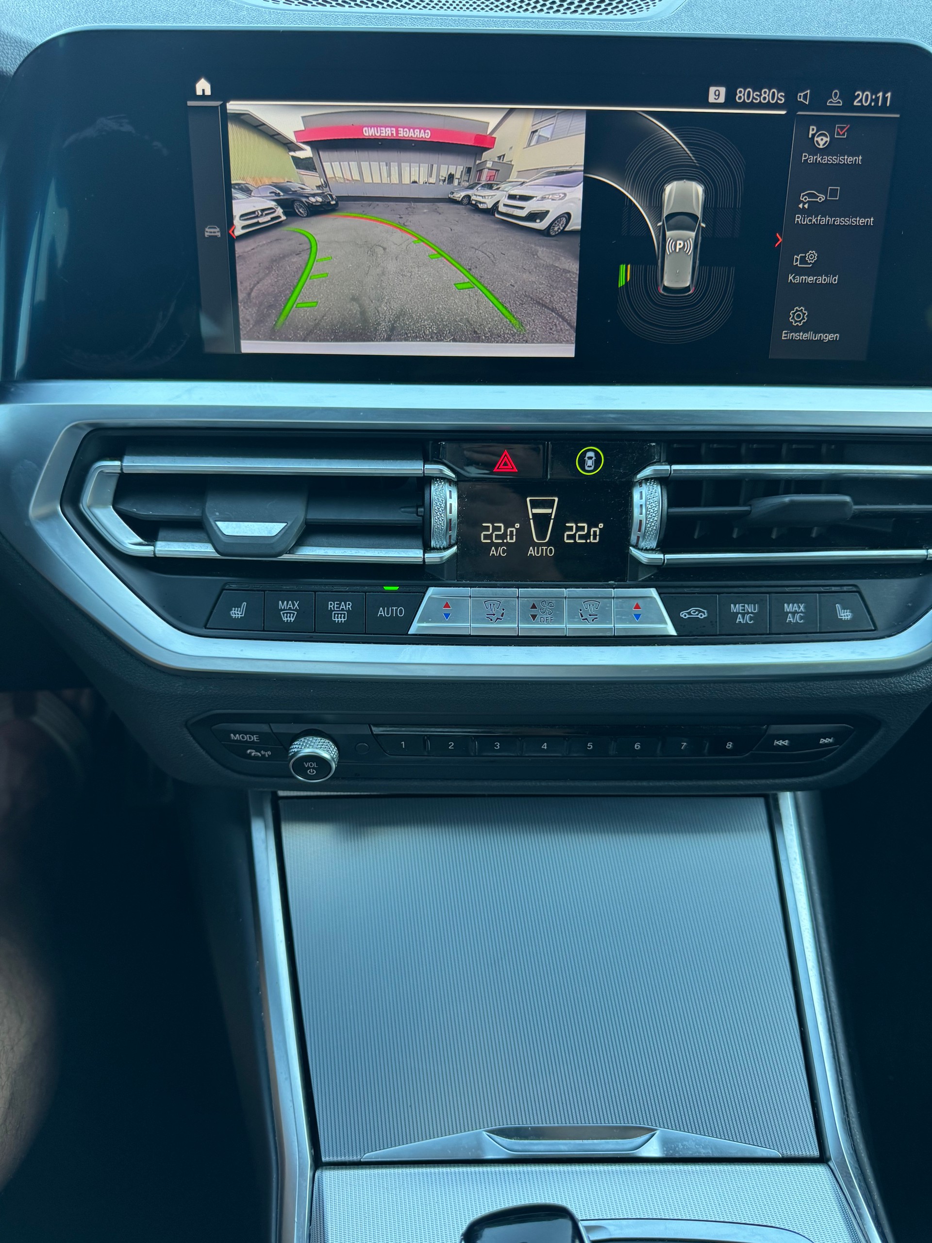 BMW 320d xDrive 48V Touring M Sport Steptronic-image-15