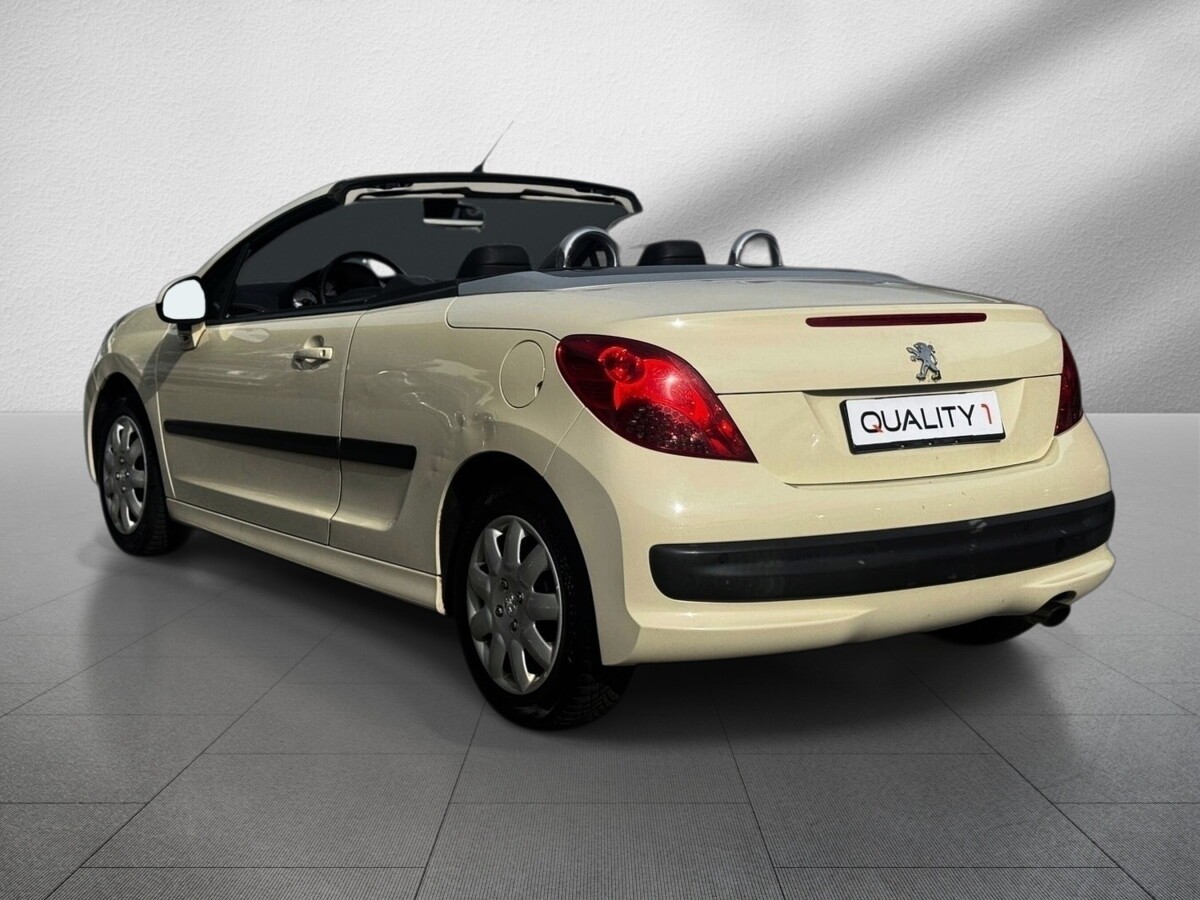 PEUGEOT 207 CC 1.6 16V Turbo Sport-image-3